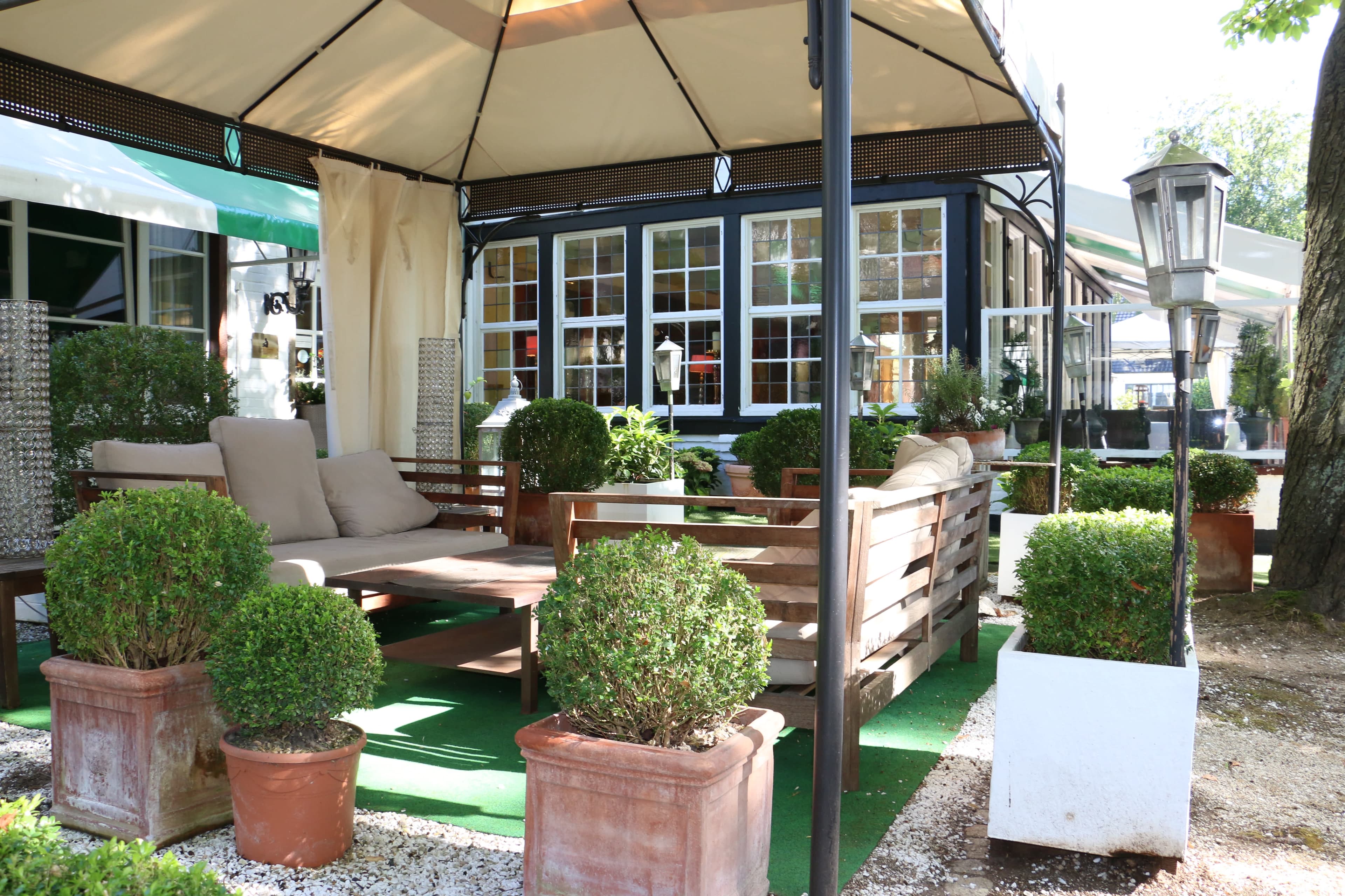 Hotel Ashleys Garden Ansicht 8