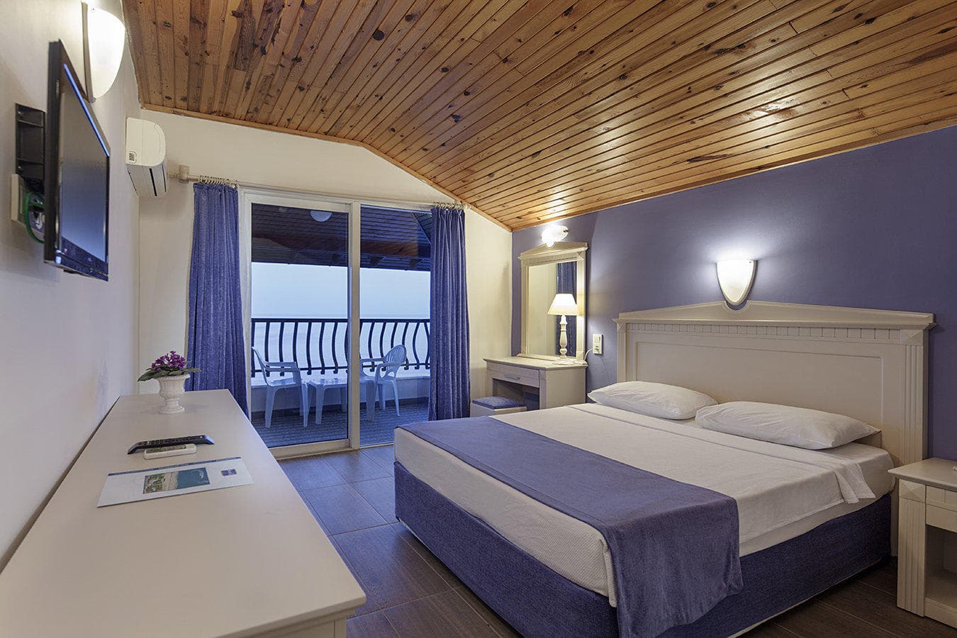 Club Turtas Beach Hotel Ansicht 4