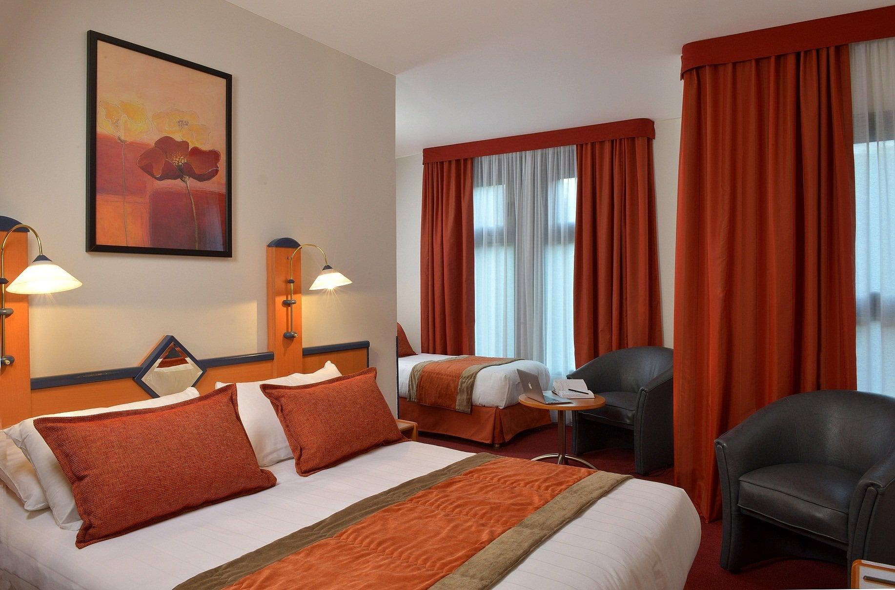 Hotel Opera Cadet Ansicht 4