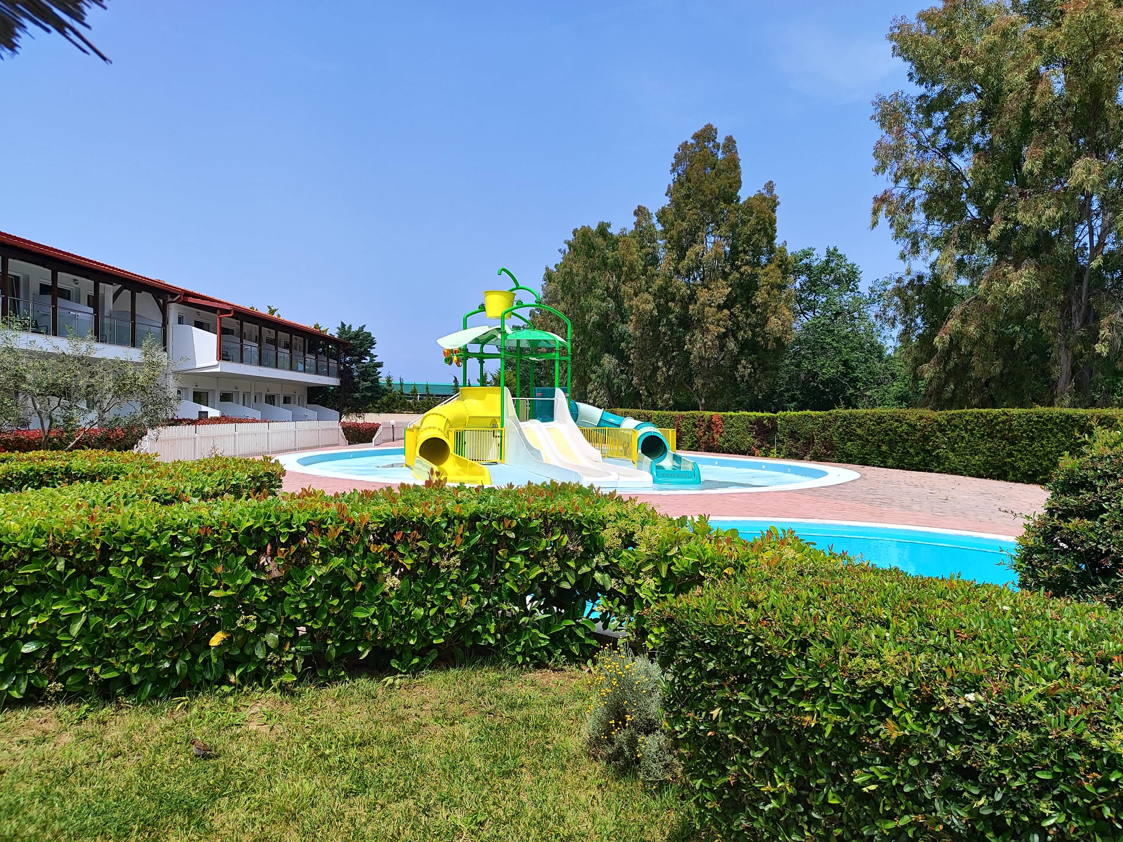 Alexandros Palace