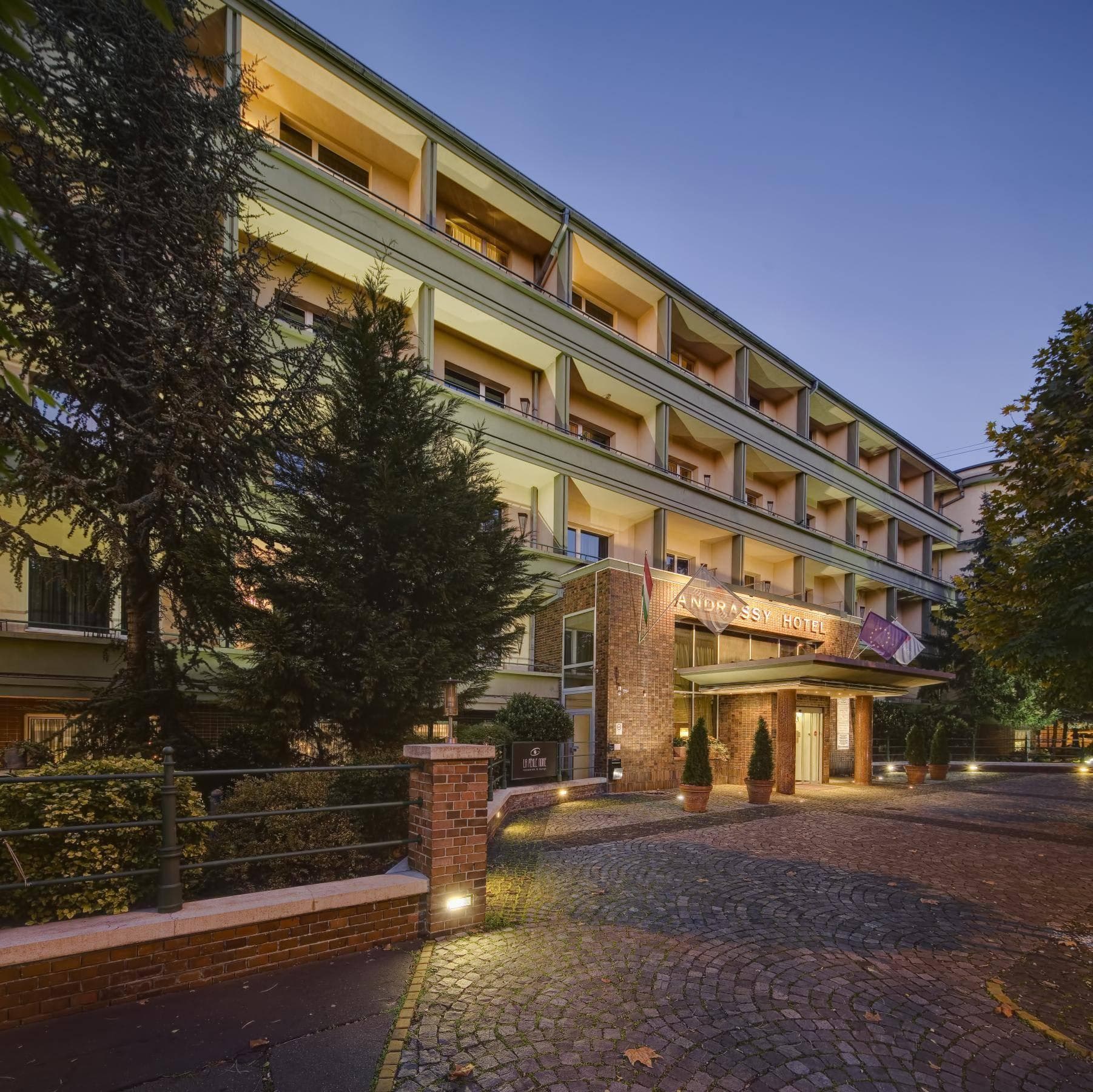 Mamaison Hotel Andrassy Budapest Ansicht 2