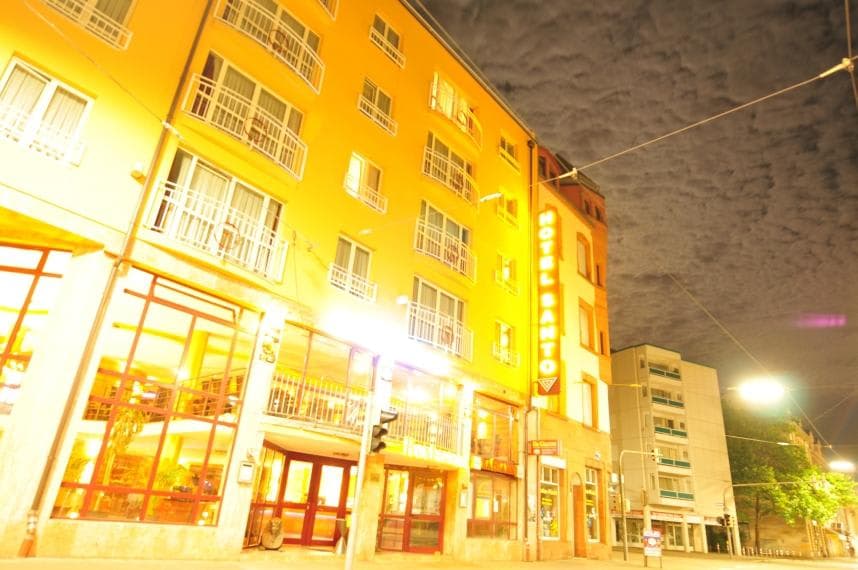 Hotel Santo Ansicht 2