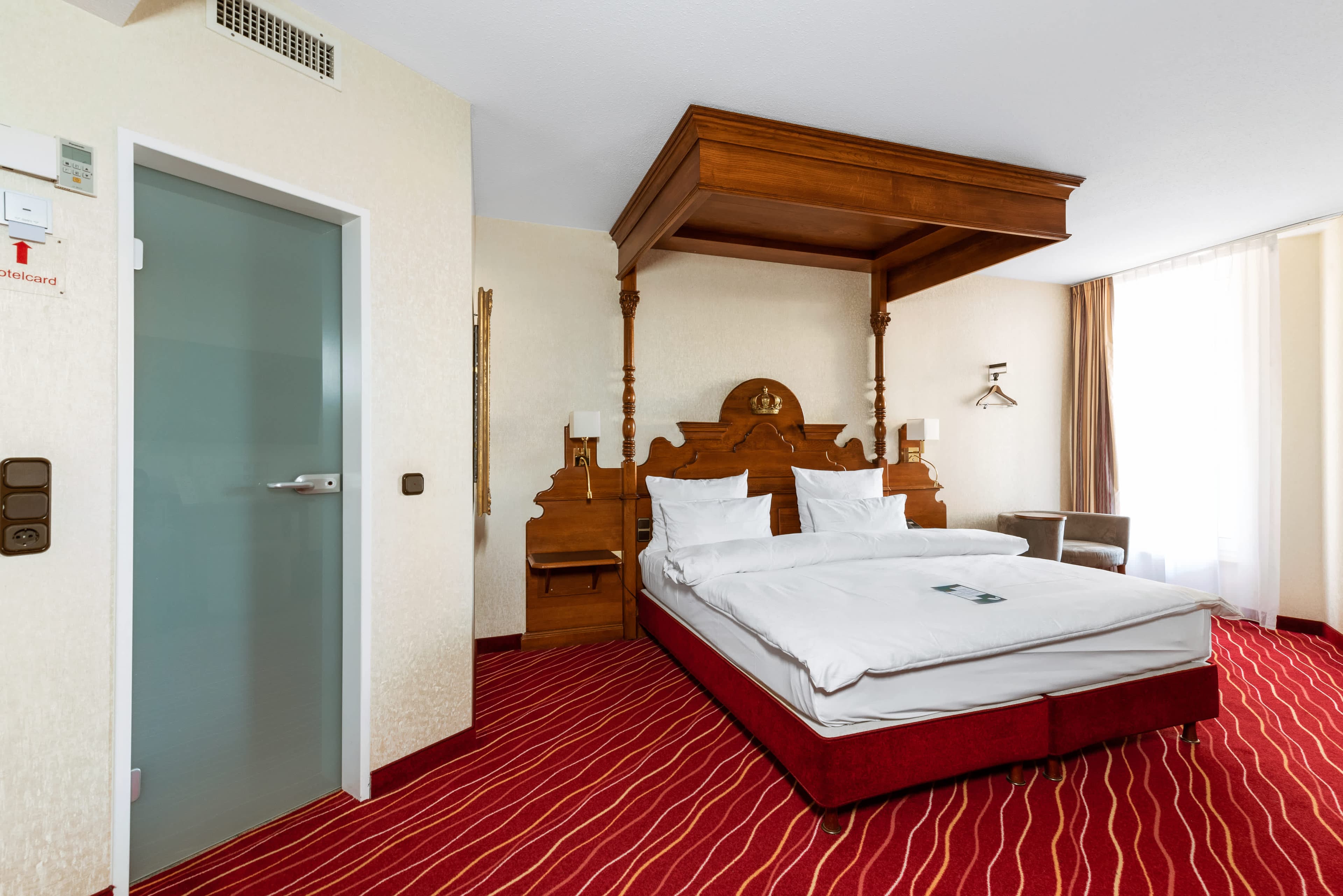 KING's HOTEL First Ansicht 9