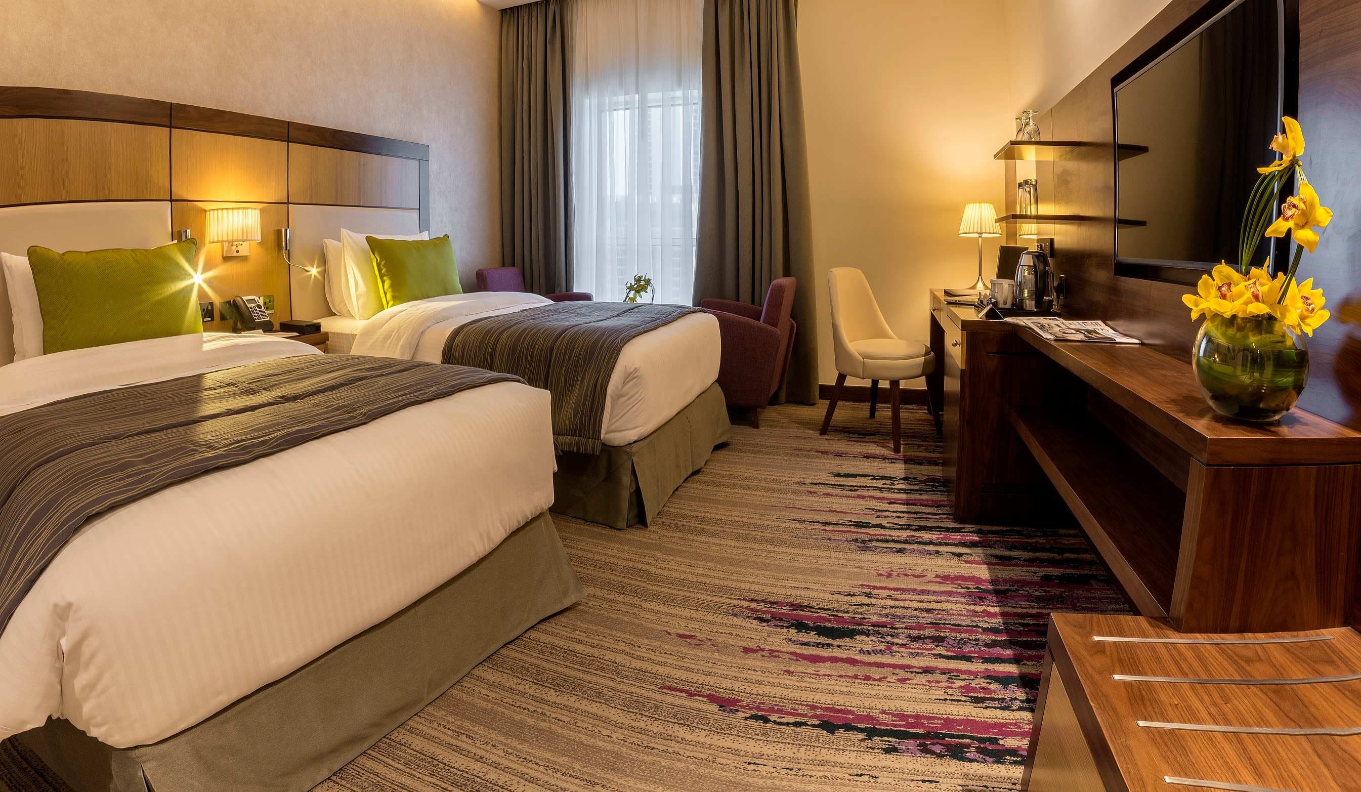 Golden Tulip Media Hotel Ansicht 4