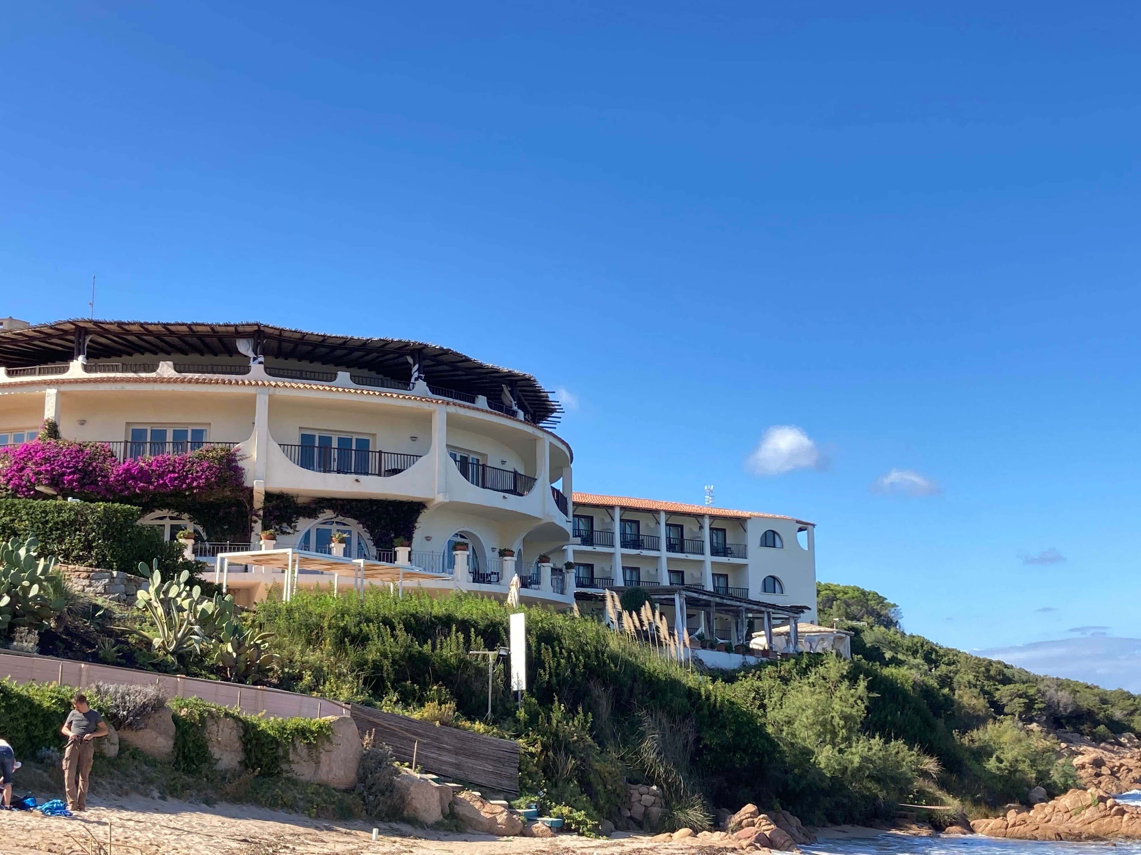 Clubhotel Baja Sardinia Ansicht 3