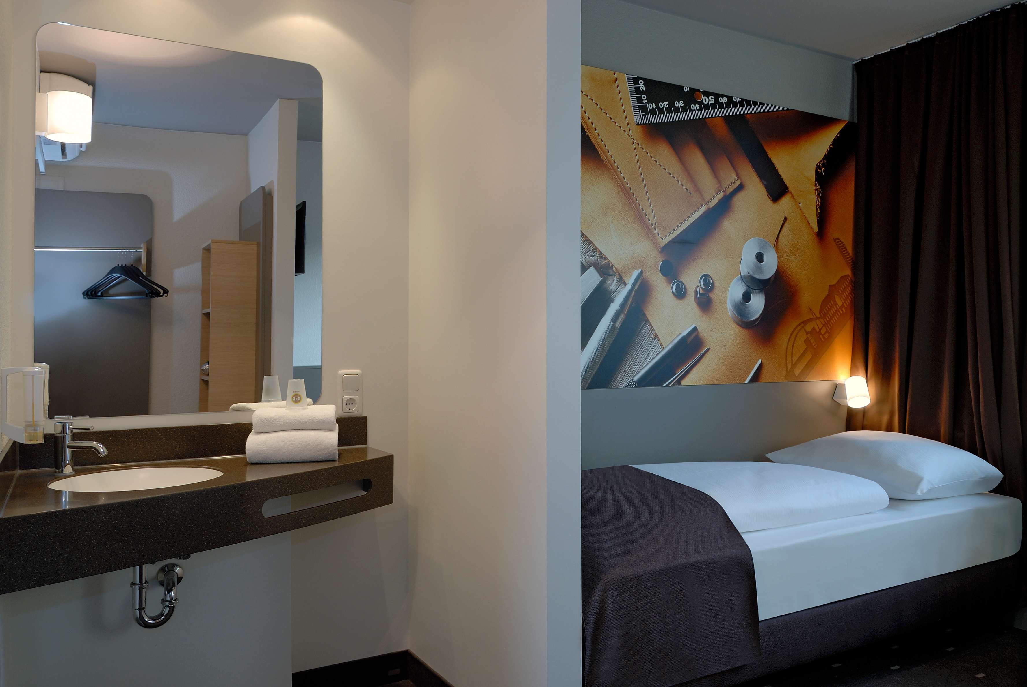 B&B HOTEL Offenbach-Süd Ansicht 5