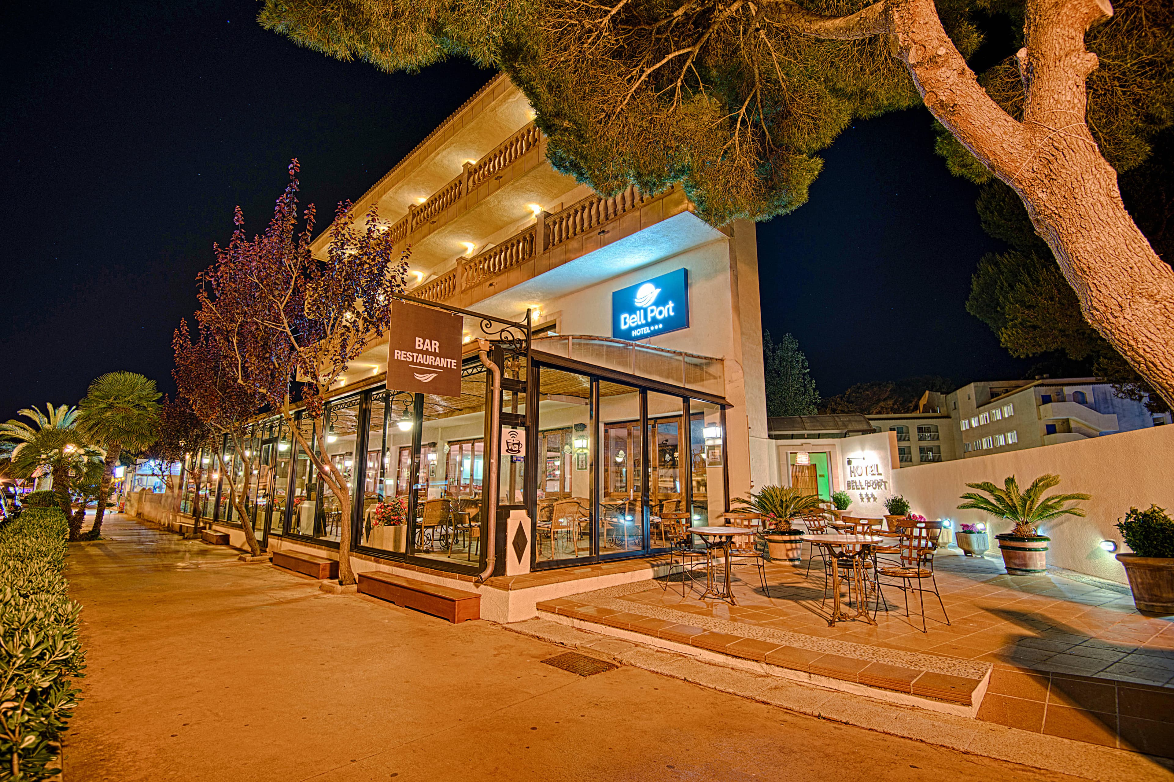 Bell Port Hotel