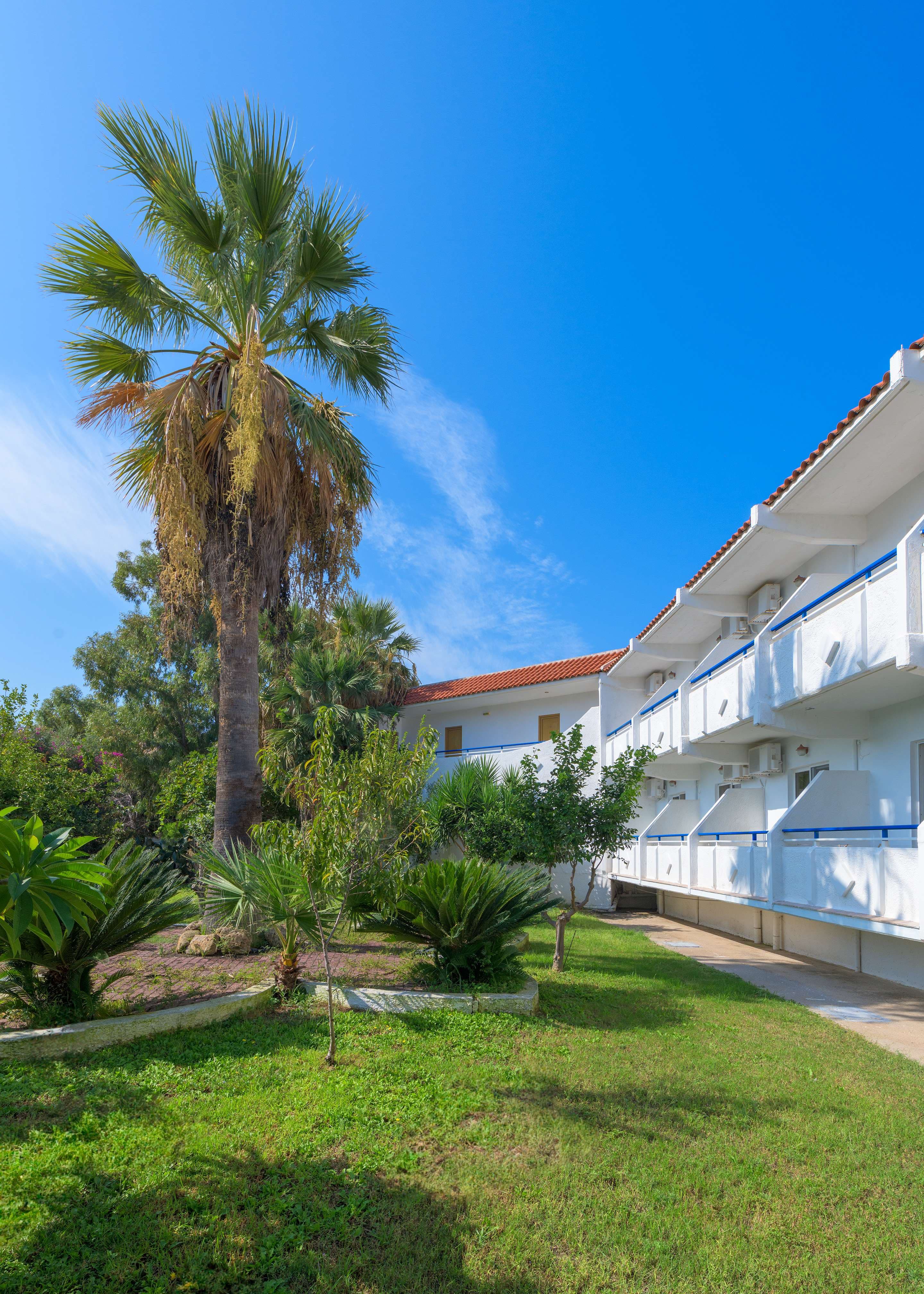 Hotel Nirvana Beach Ansicht 2