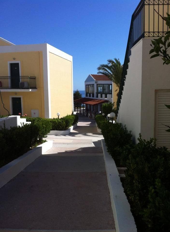 Camari Garden Hotel Apartments Ansicht 2