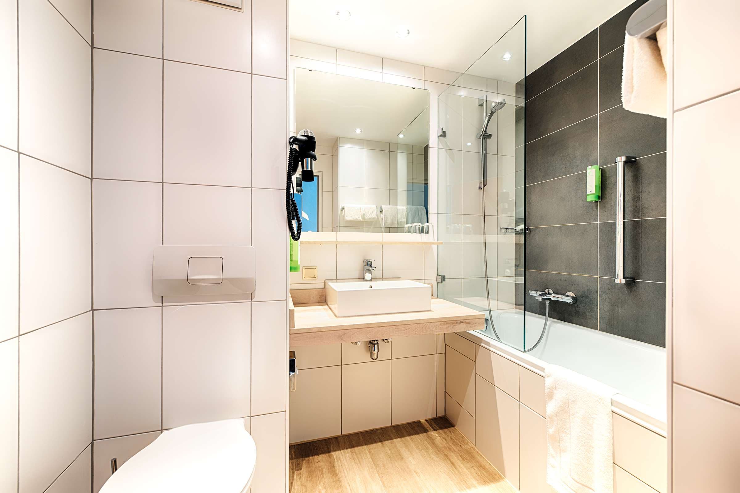 Holiday Inn München - Süd Ansicht 5