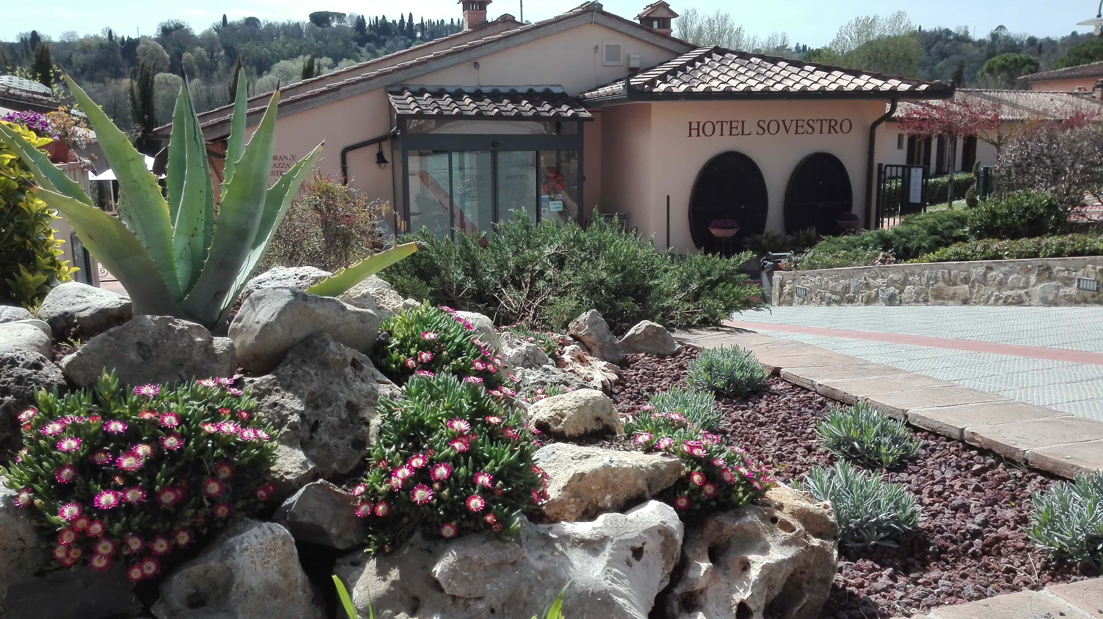 Hotel Sovestro Ansicht 2