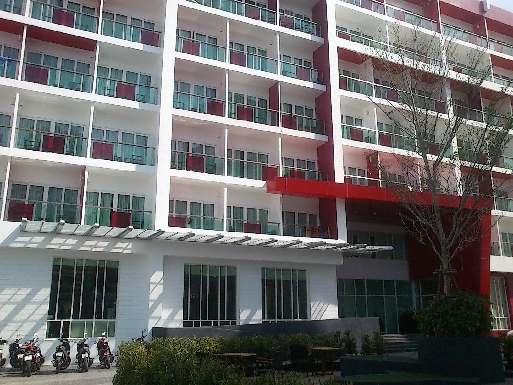 Sleep with me Hotel - design hotel @ patong Ansicht 2