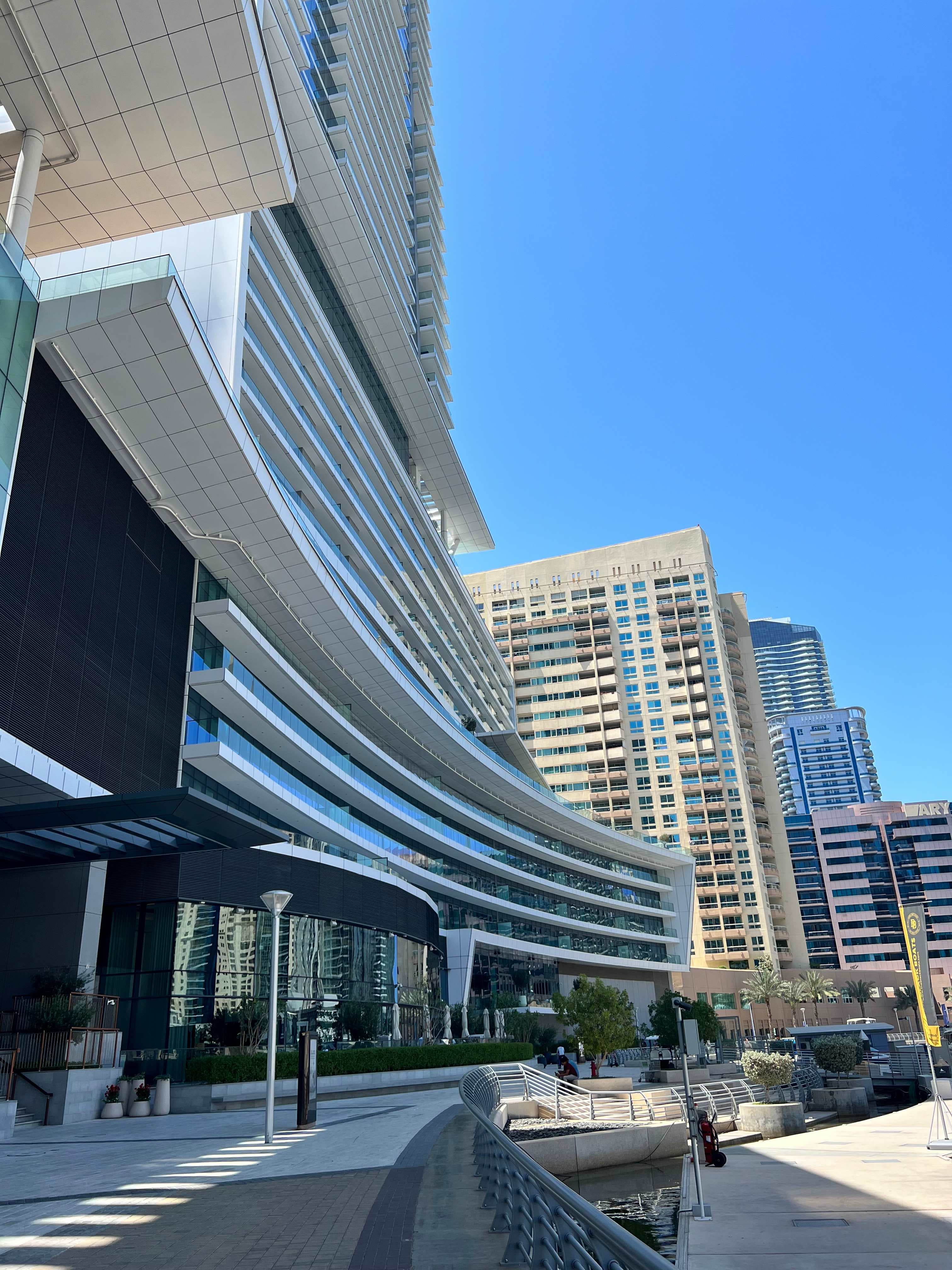 Vida Dubai Marina & Yacht Club