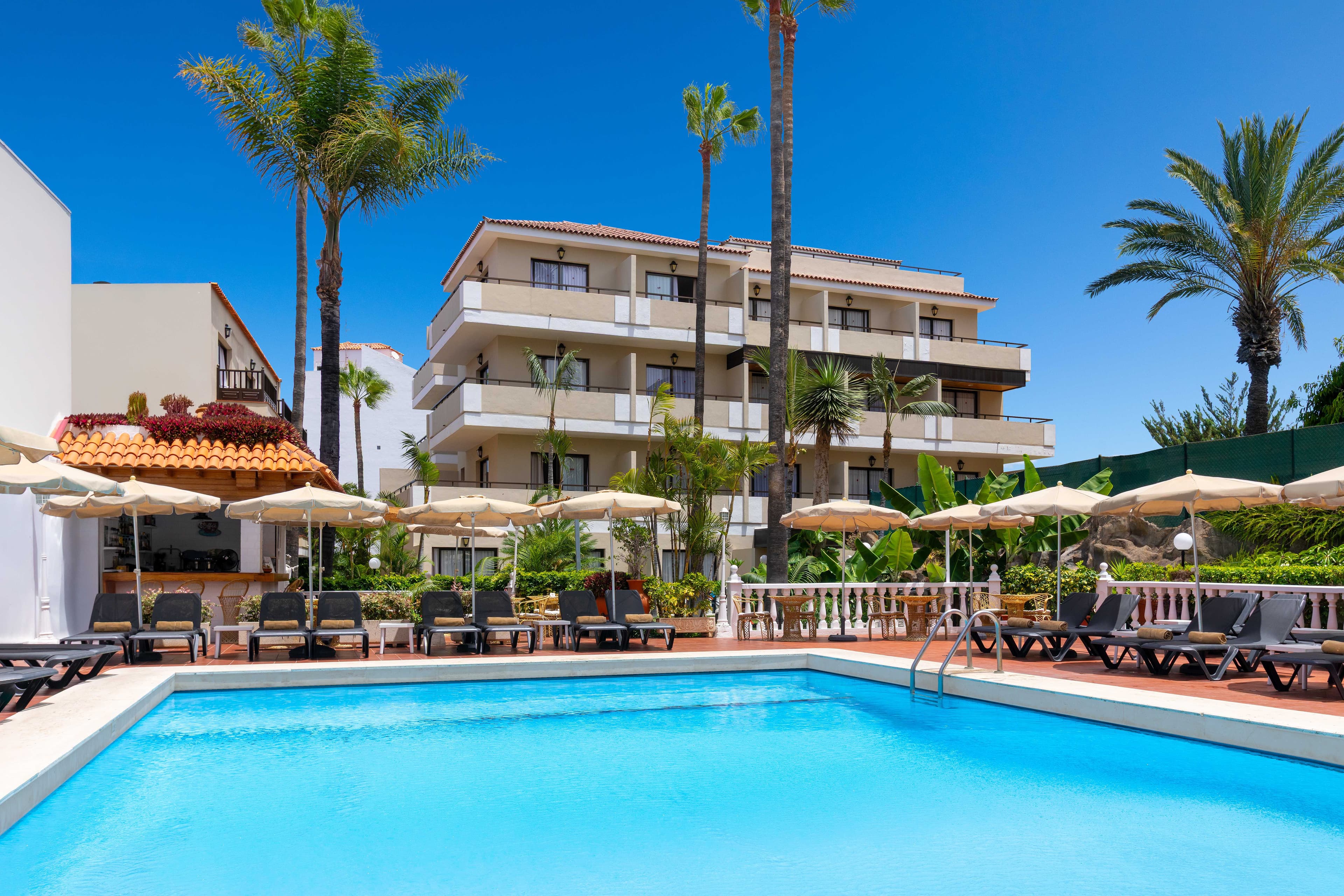 Hotel Don Manolito