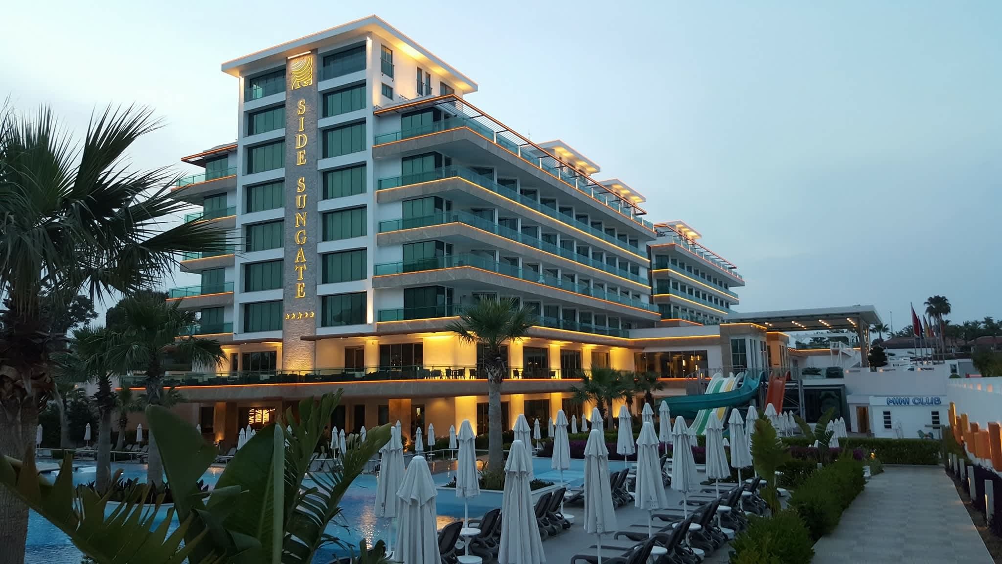 Side Sunport Hotel & Spa Ansicht 2