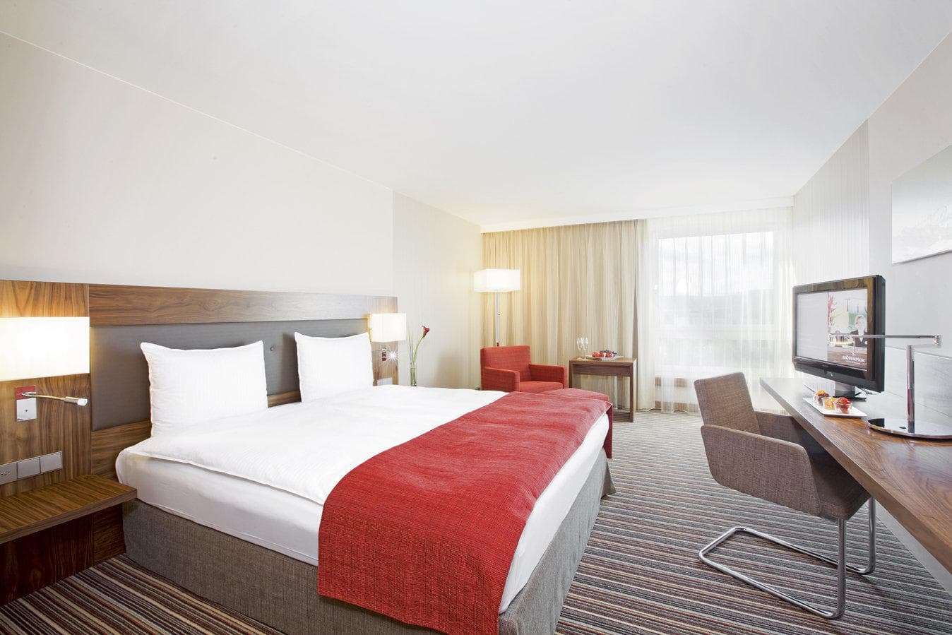 Mövenpick Hotel Zürich-Airport Ansicht 4