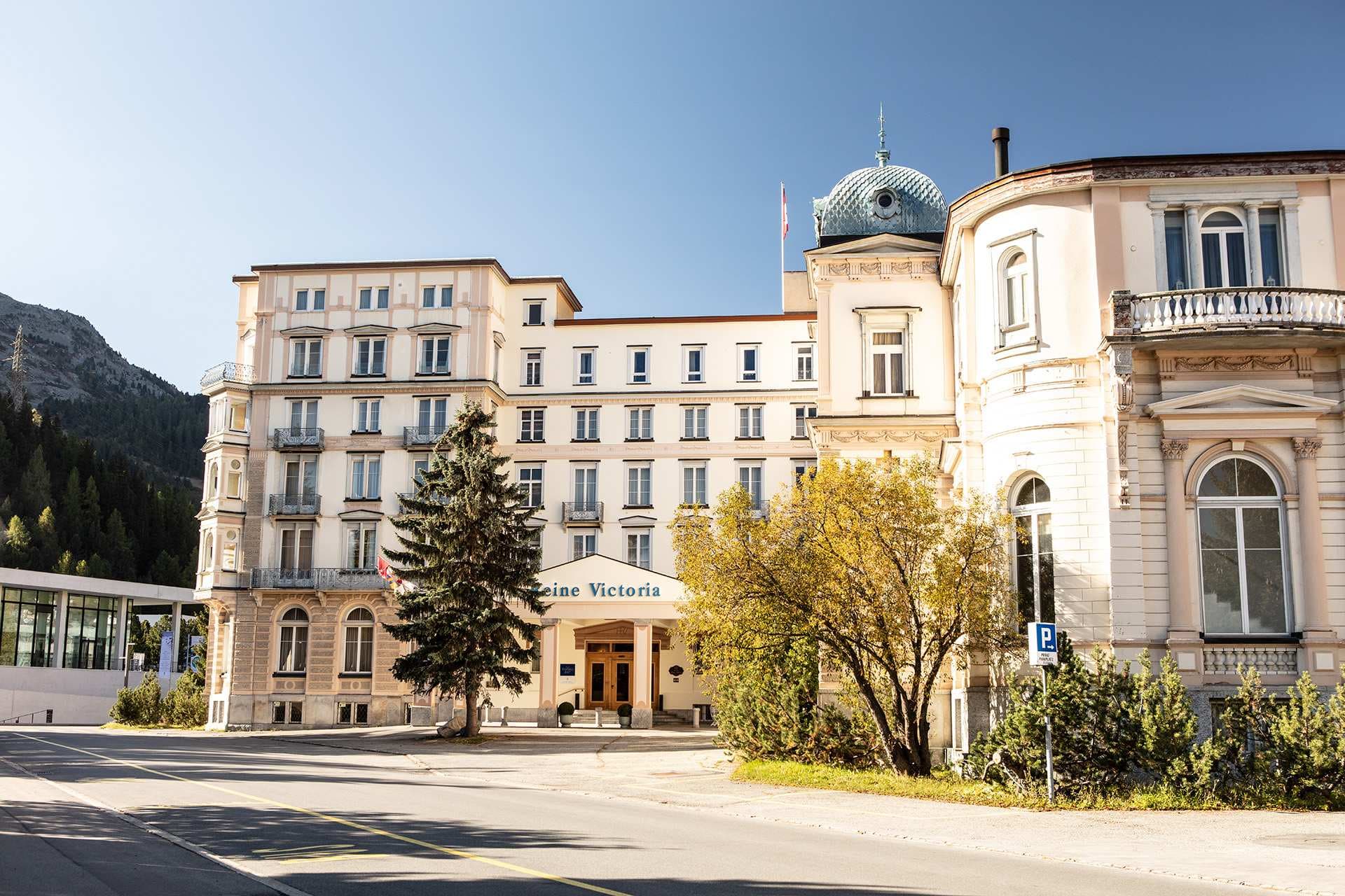 Hotel Reine Victoria by Laudinella