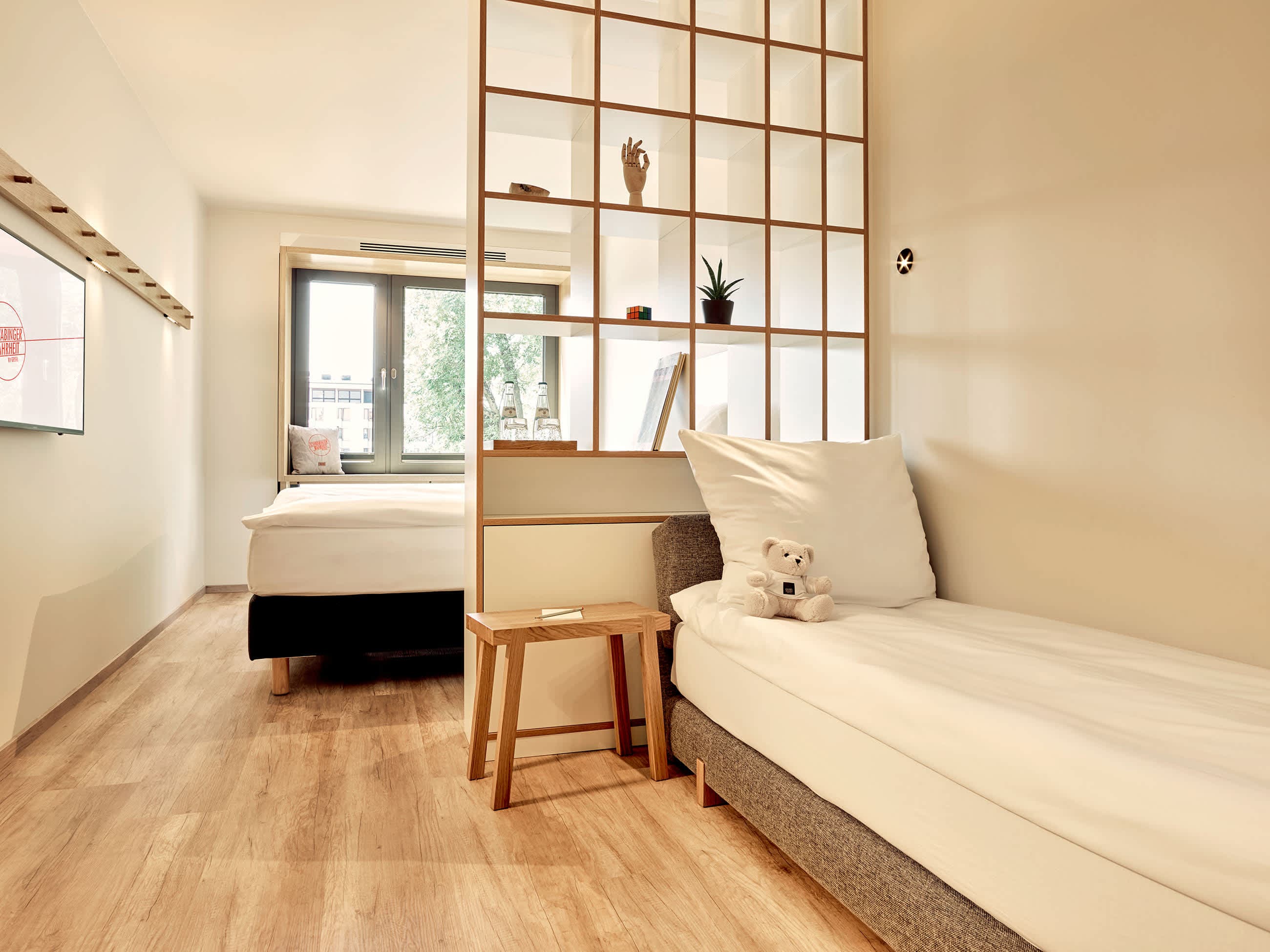 Schwabinger Wahrheit by Geisel Ansicht 5
