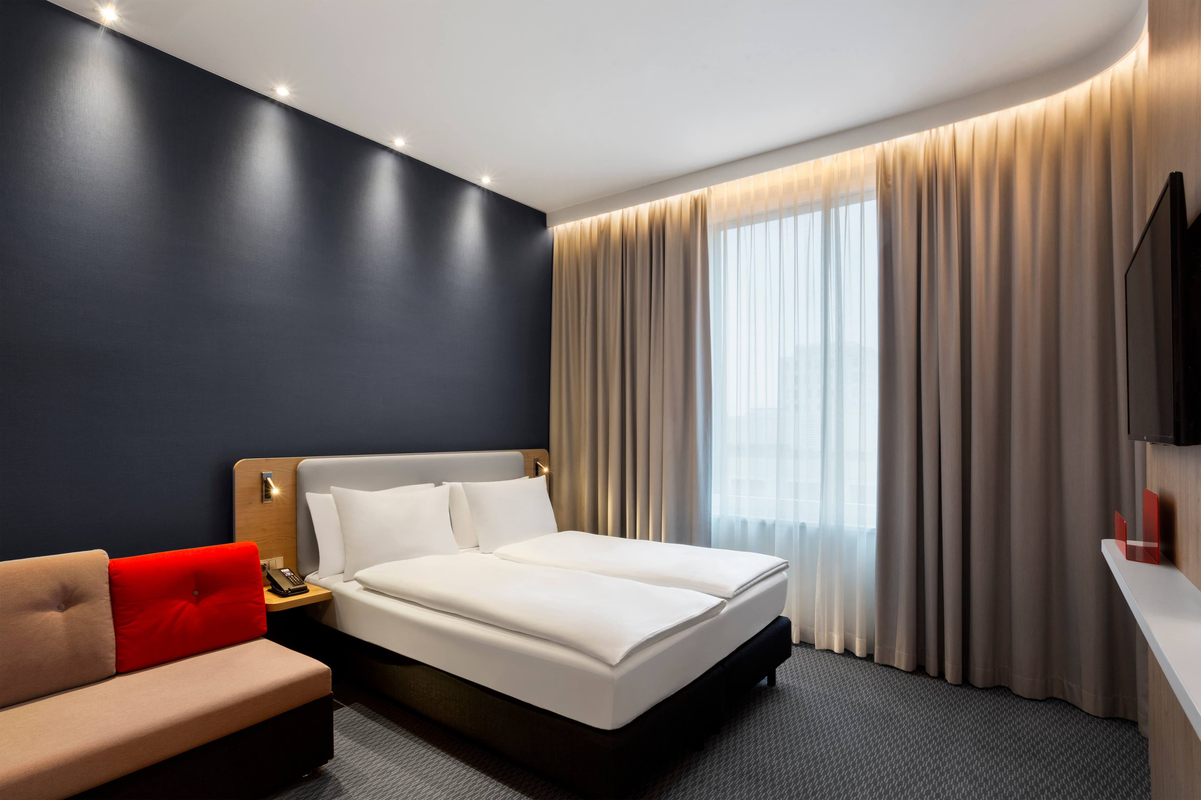 Holiday Inn Express München City - West Ansicht 5