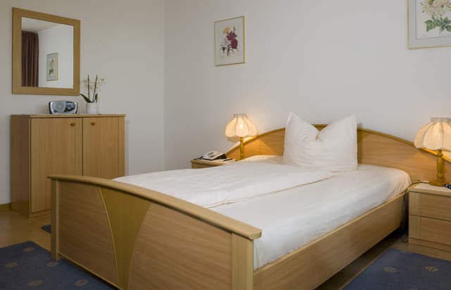 Zentral-Hotel Ansicht 3
