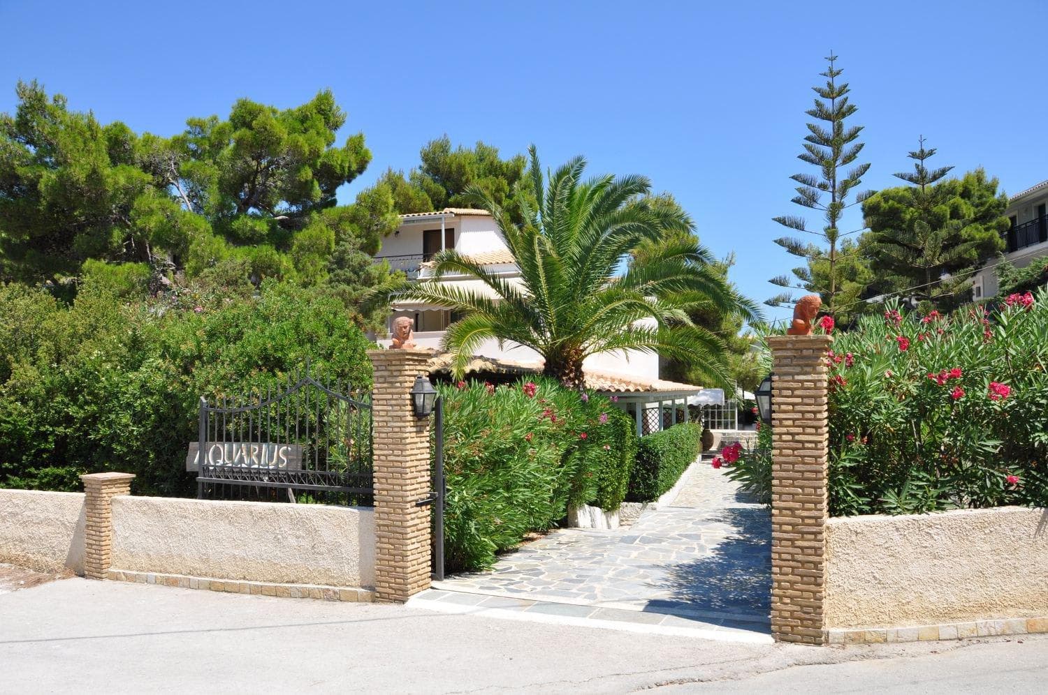 Hotel Aquarius
