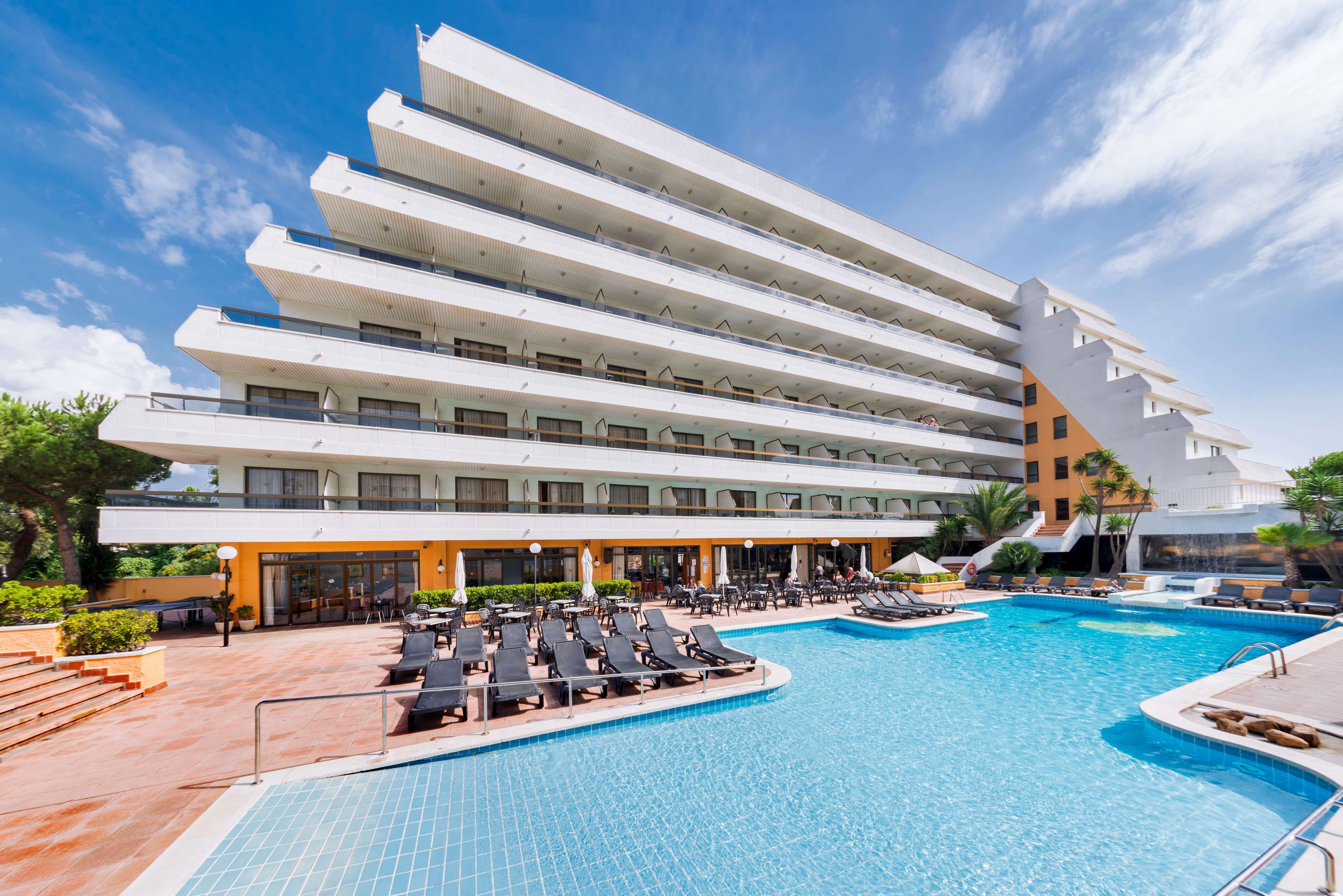 Hotel Tropic Park