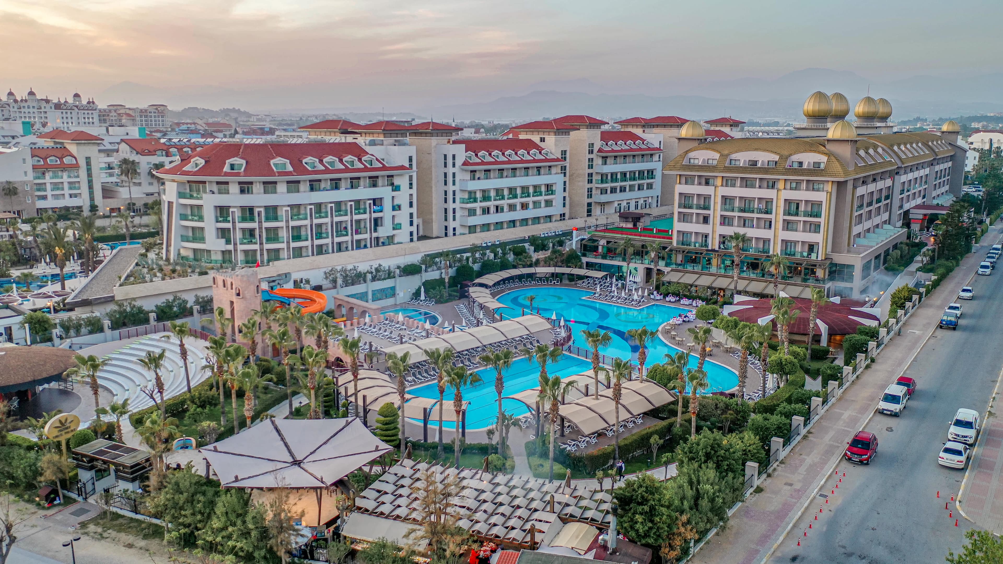 Aydinbey Kings Palace & Spa Ansicht 2
