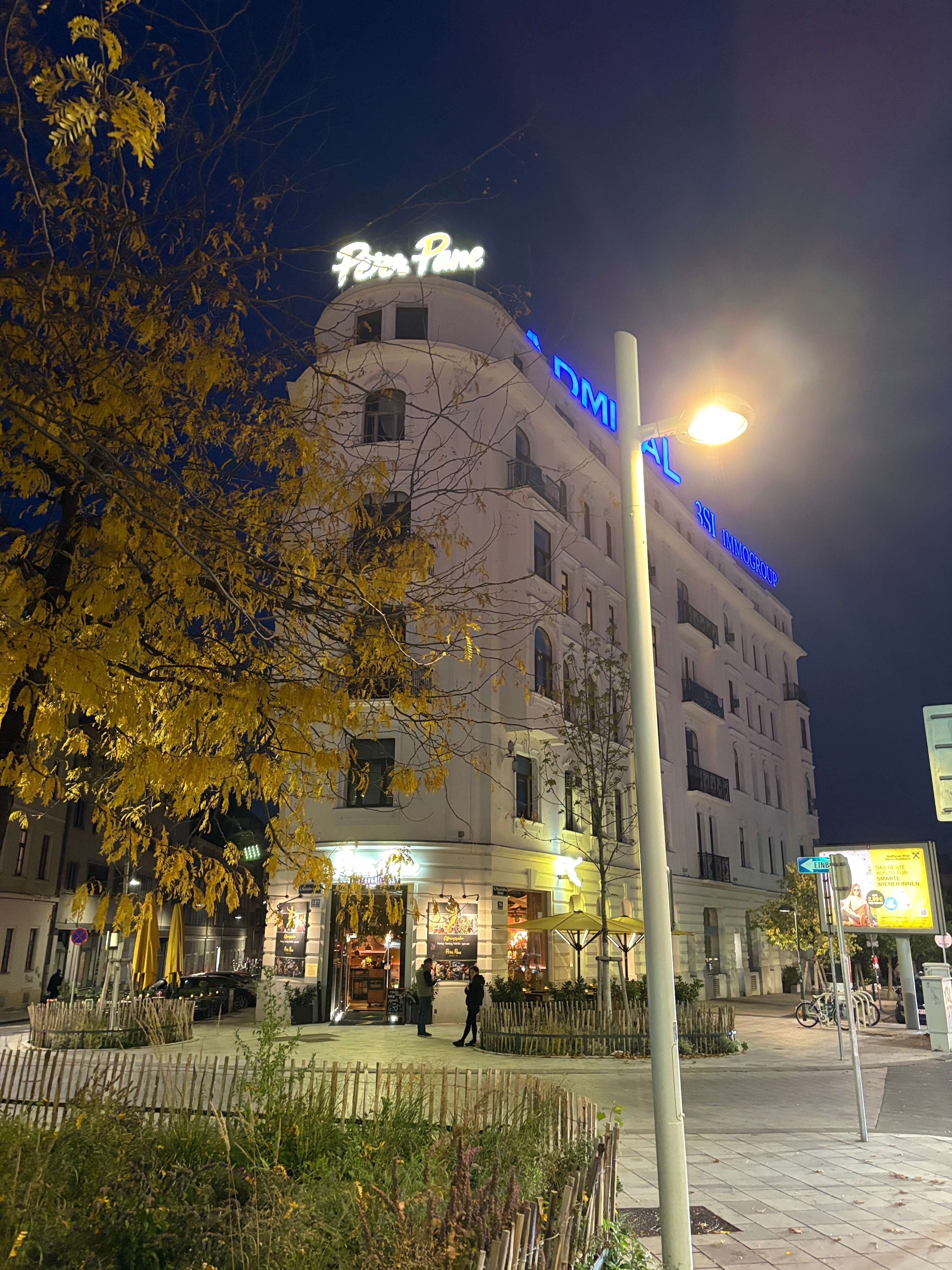 Leonardo Hotel Vienna Westbahnhof