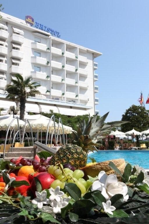 Hotel Bristol