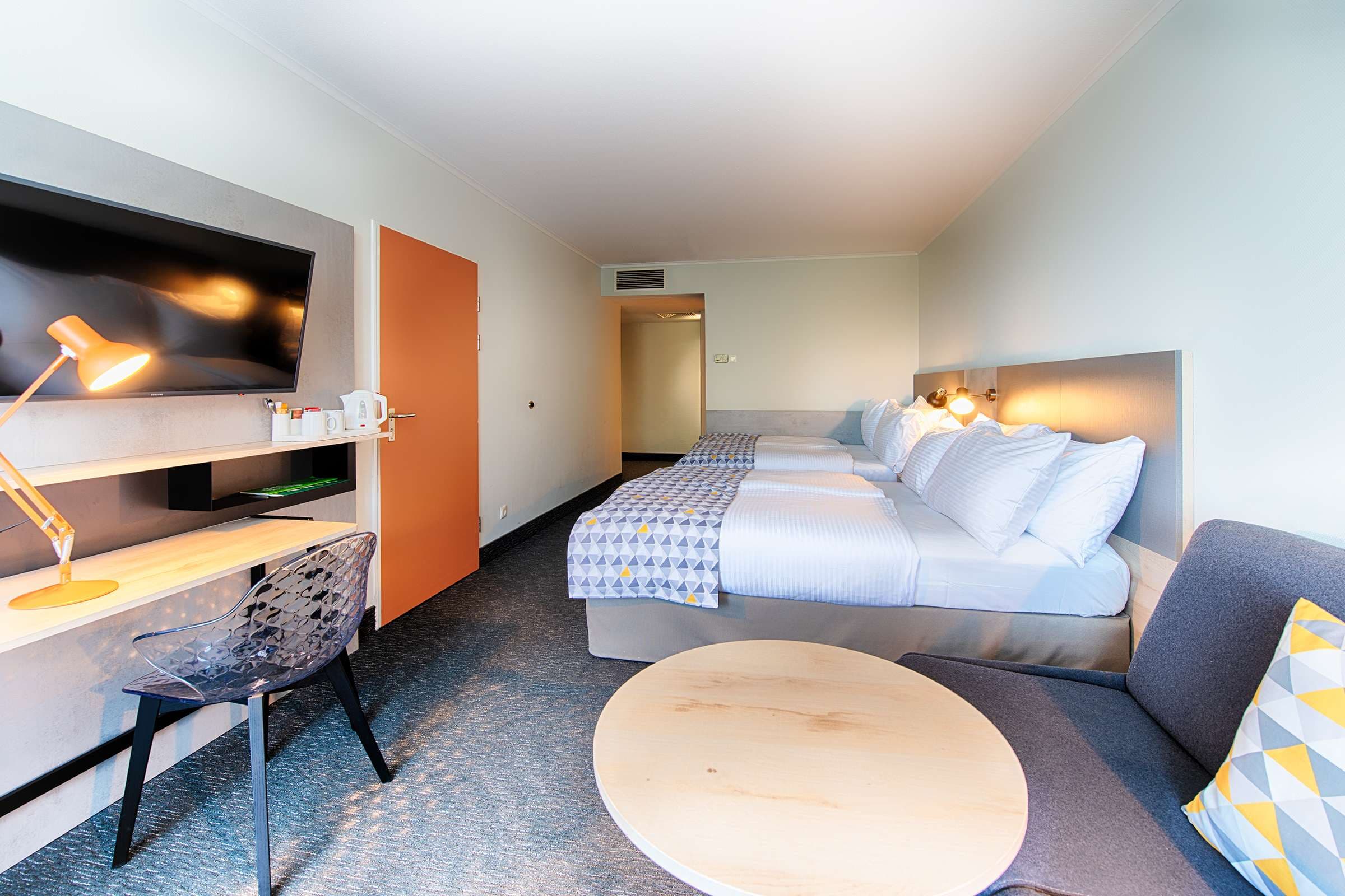 Holiday Inn München - Süd Ansicht 4
