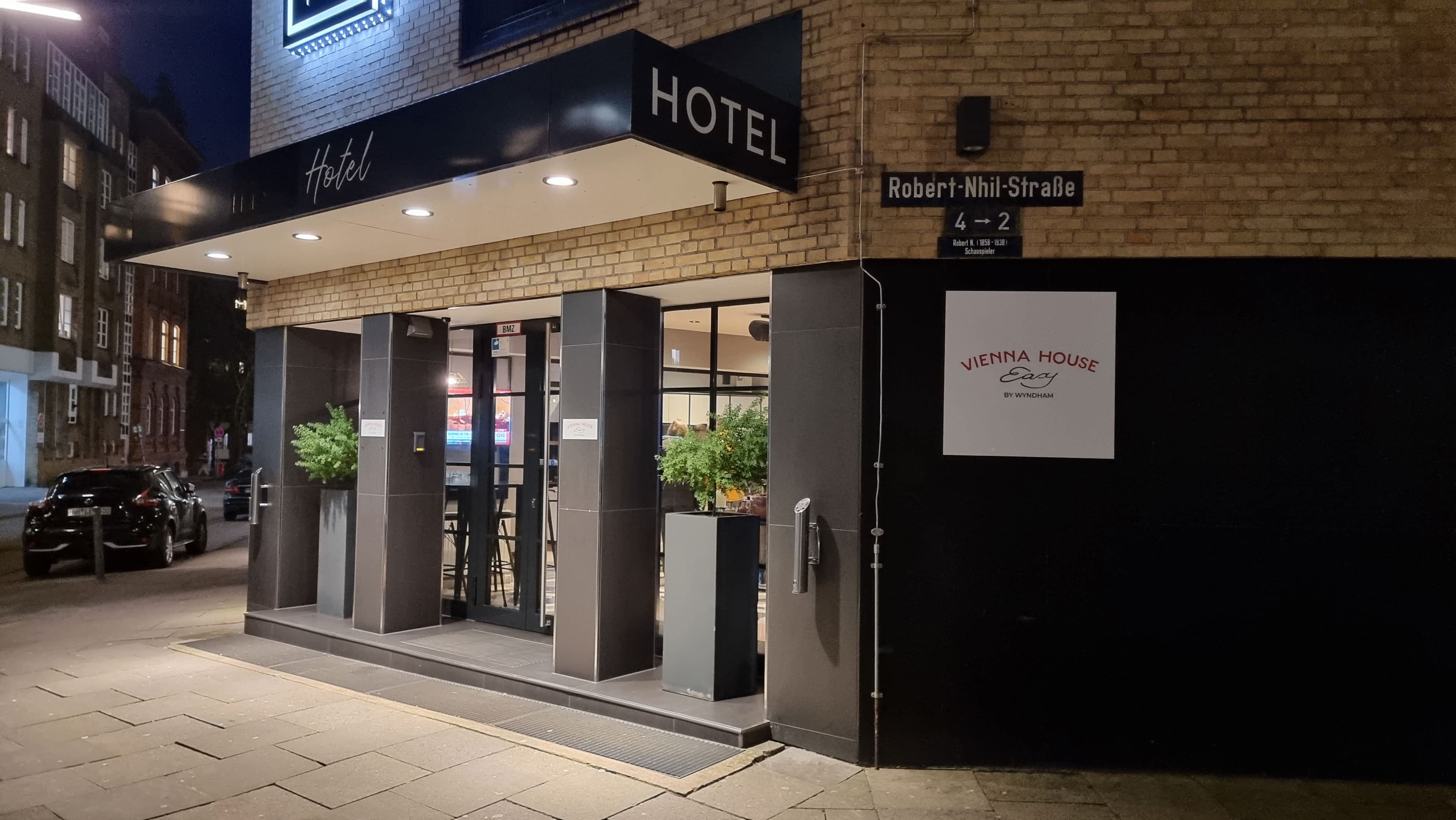 Vienna House Easy by Wyndham Hamburg Ansicht 2