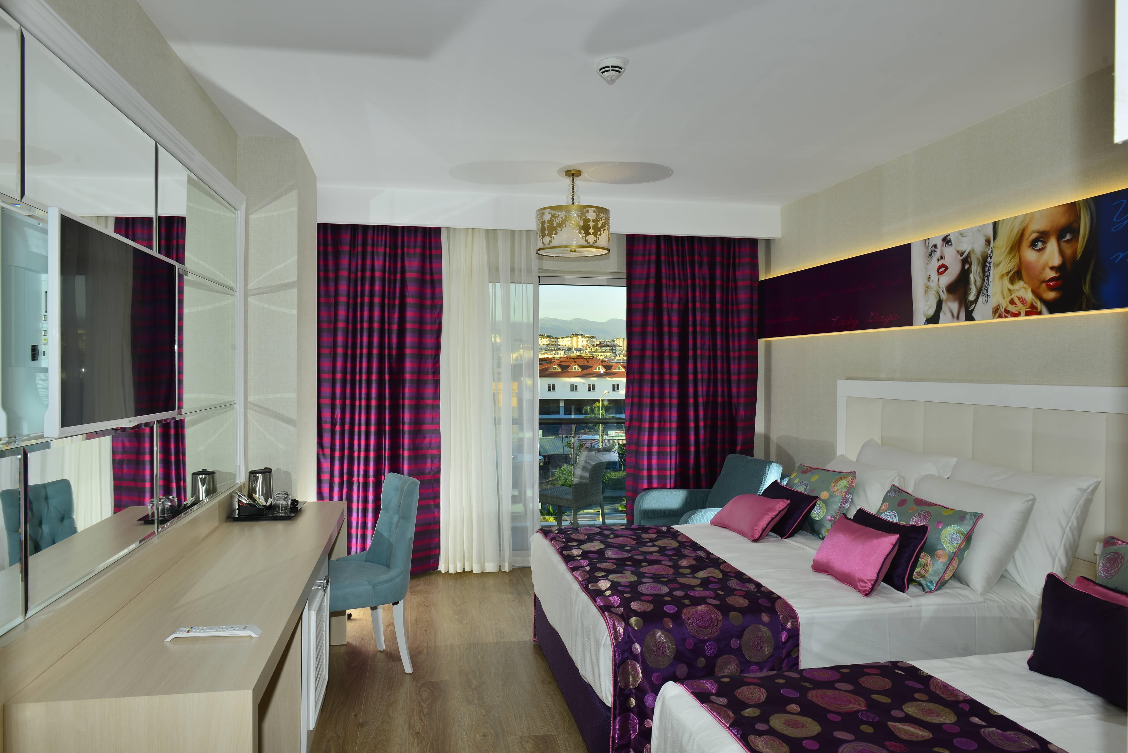 Azura Deluxe Resort & Spa Hotel Ansicht 6