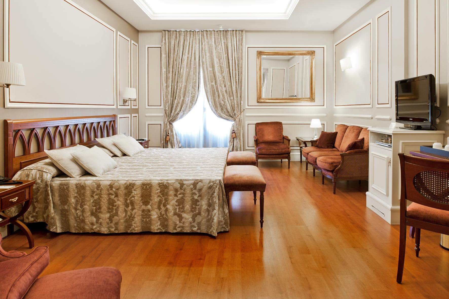 Hotel Catalonia Las Cortes Ansicht 5