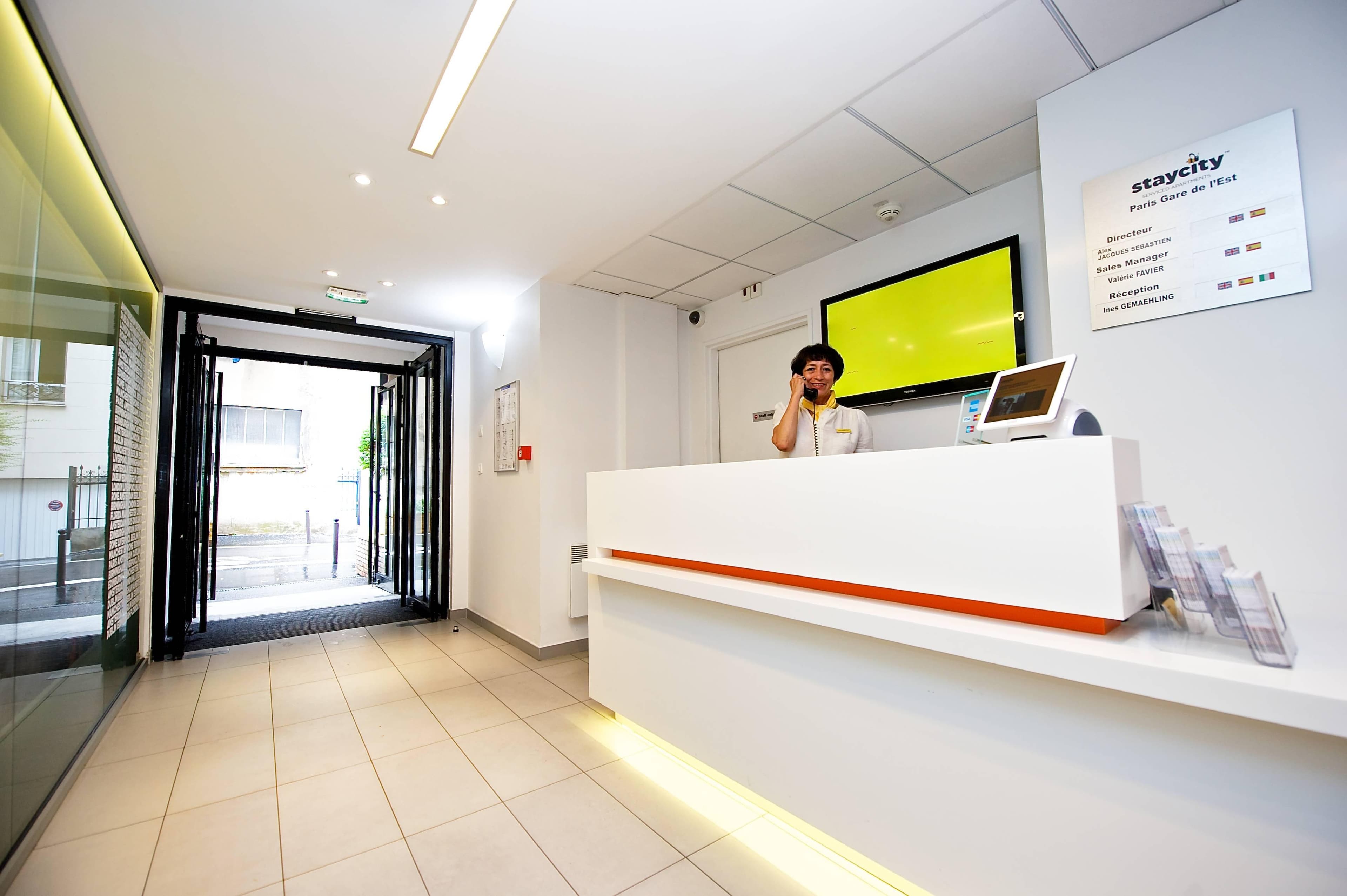 Staycity Serviced Apartments Gare de l'Est Ansicht 5