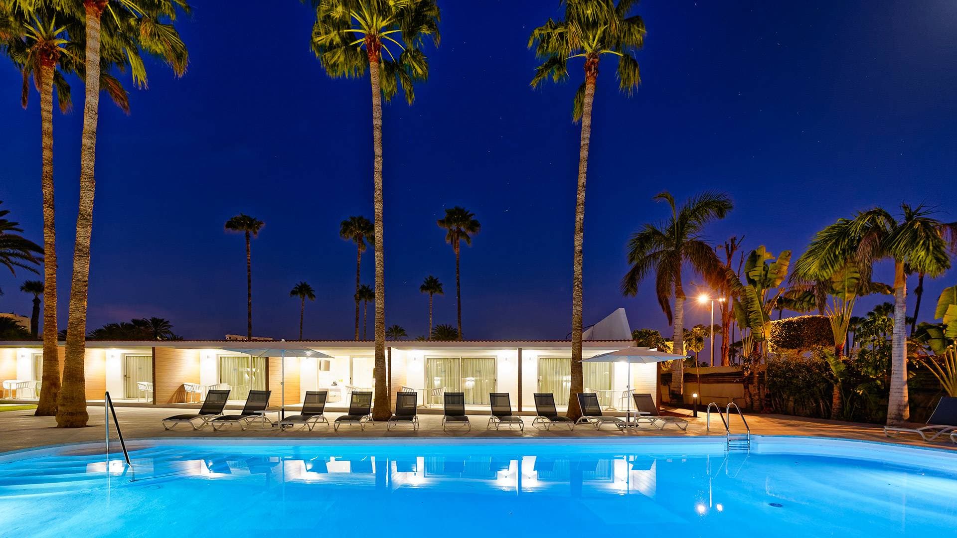 Only adults - Hotel Sanom Beach Resort Ansicht 7