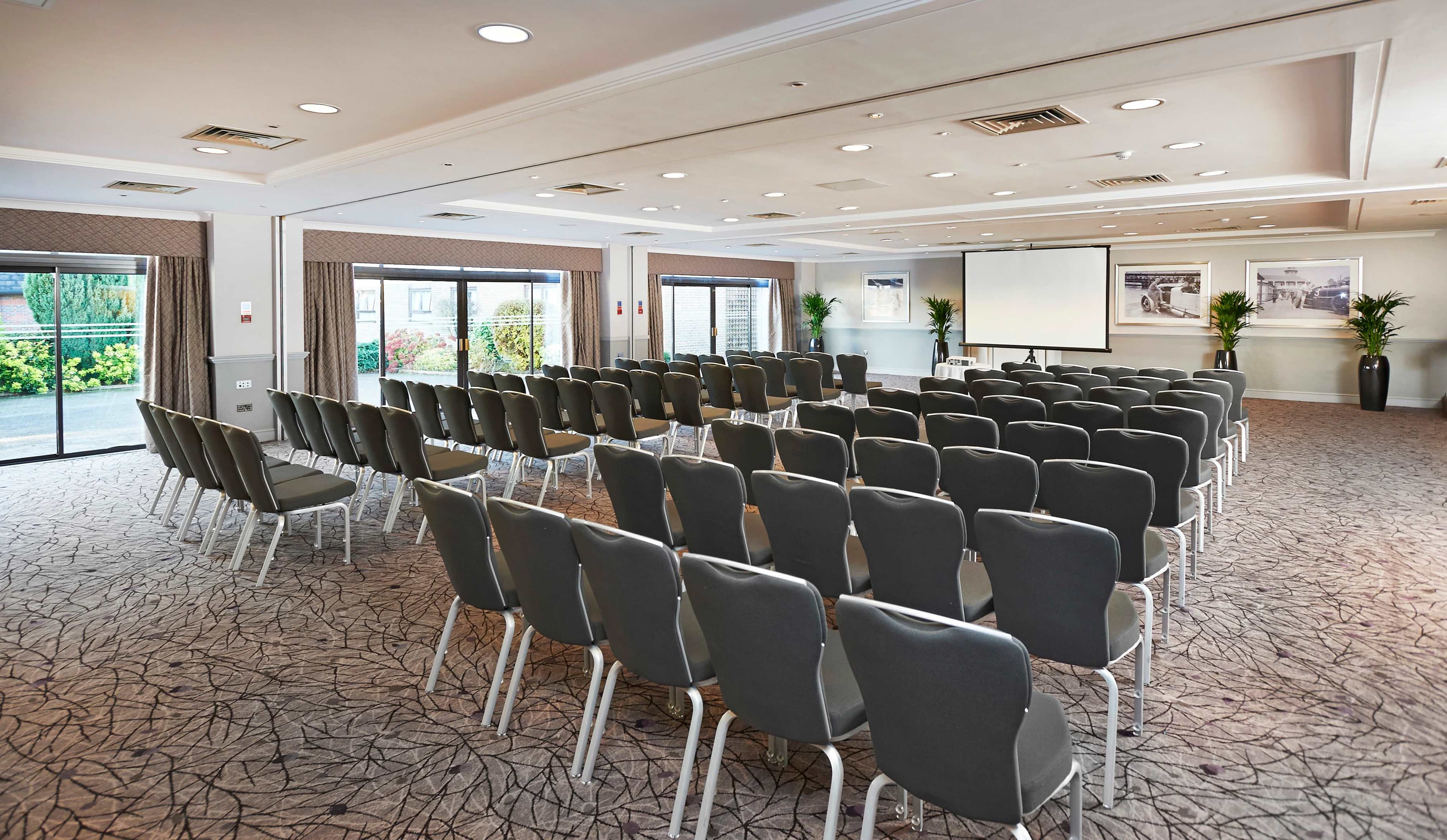 Hilton Cobham Ansicht 9