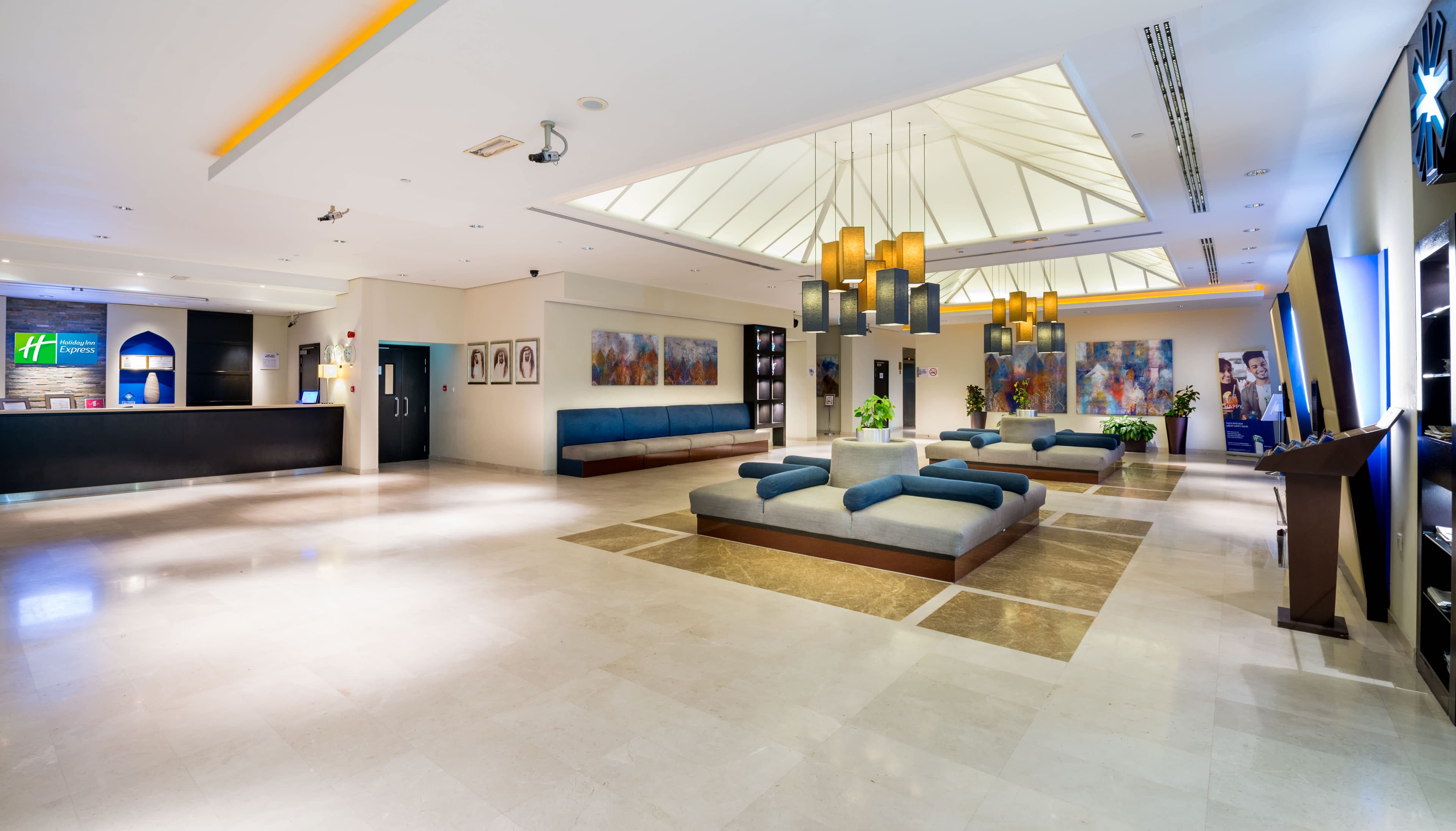 Holiday Inn Express Dubai Airport Ansicht 7