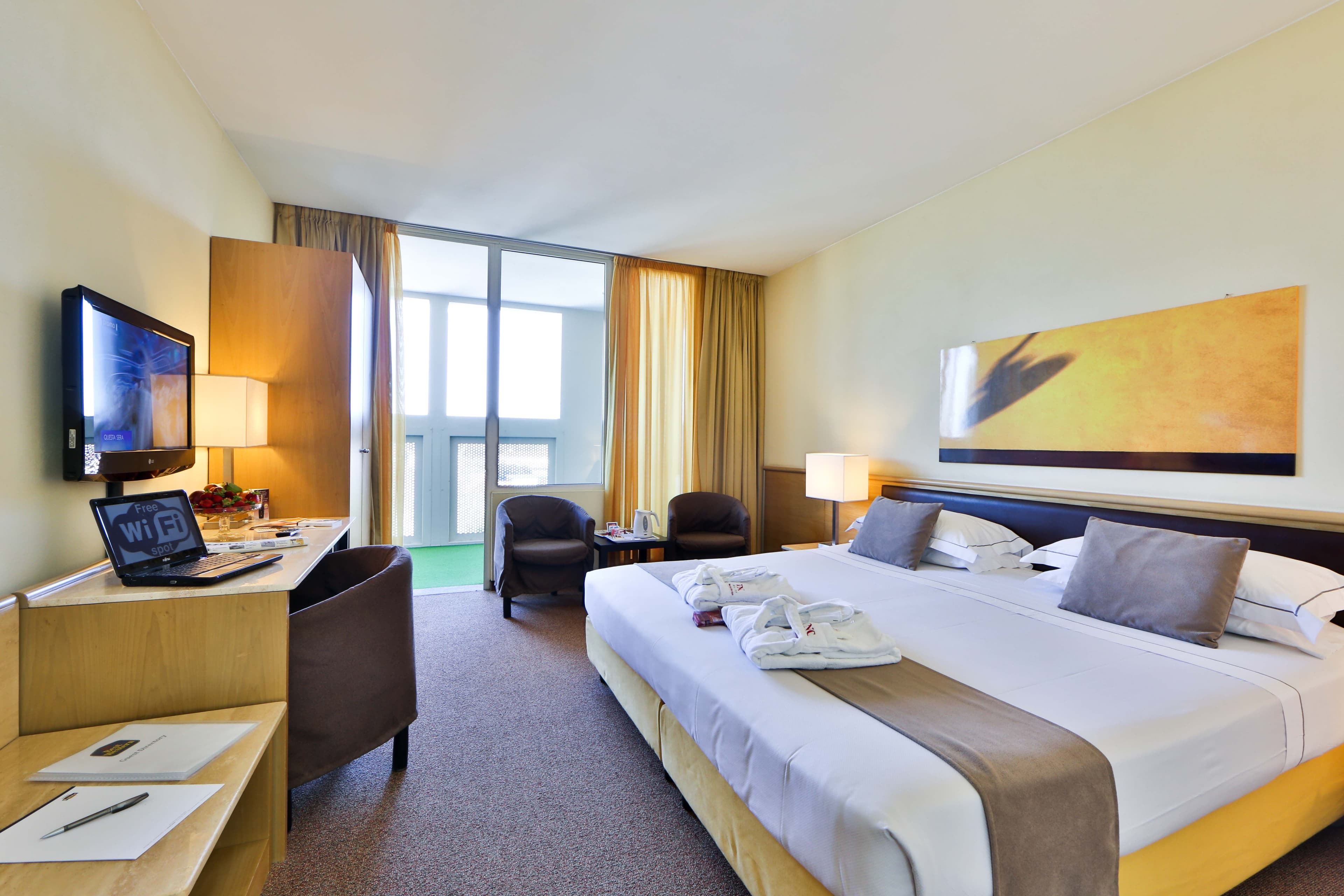 Best Western Plus Hotel Farnese Ansicht 5