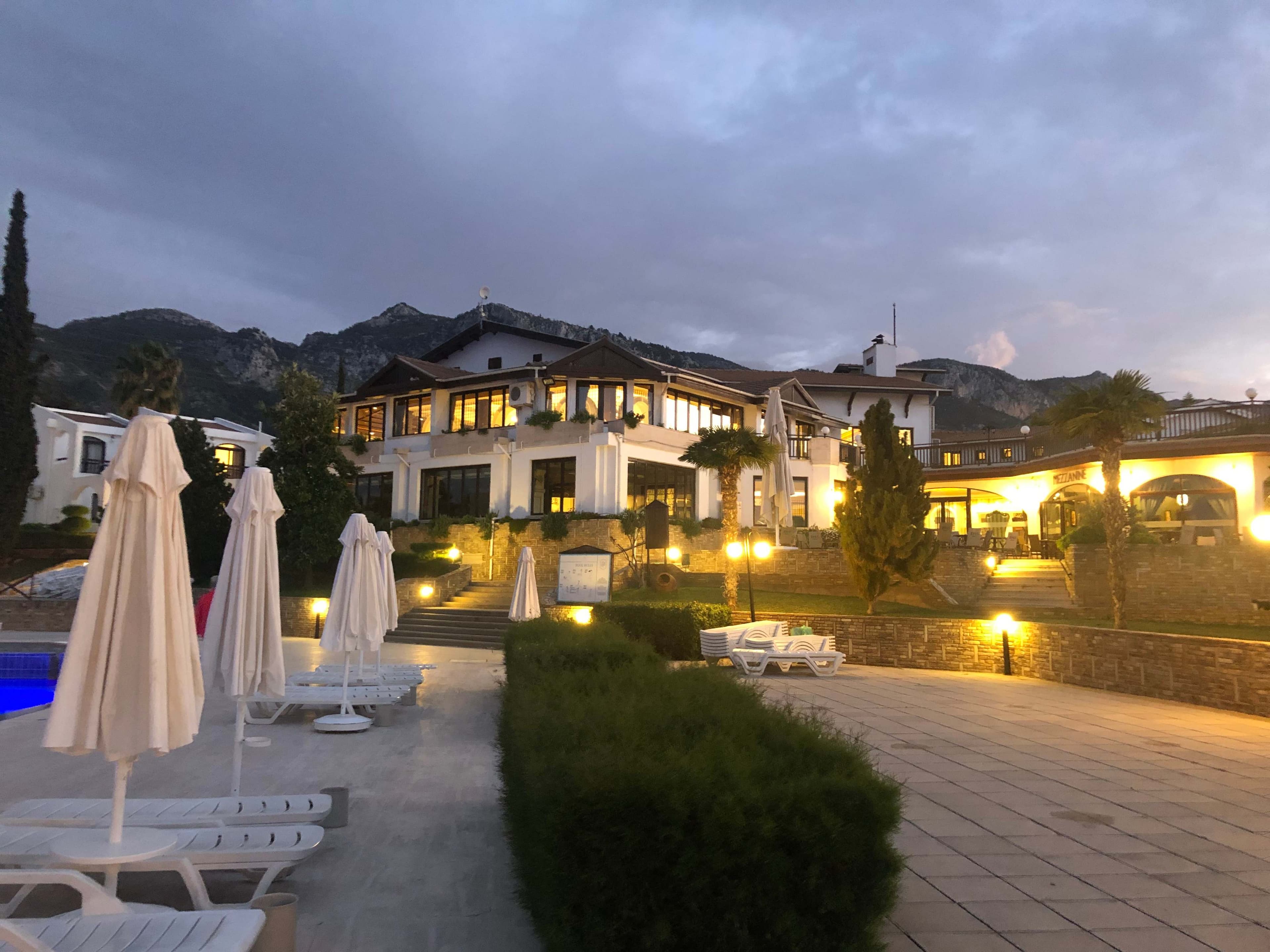 The Olive Tree Hotel Ansicht 2