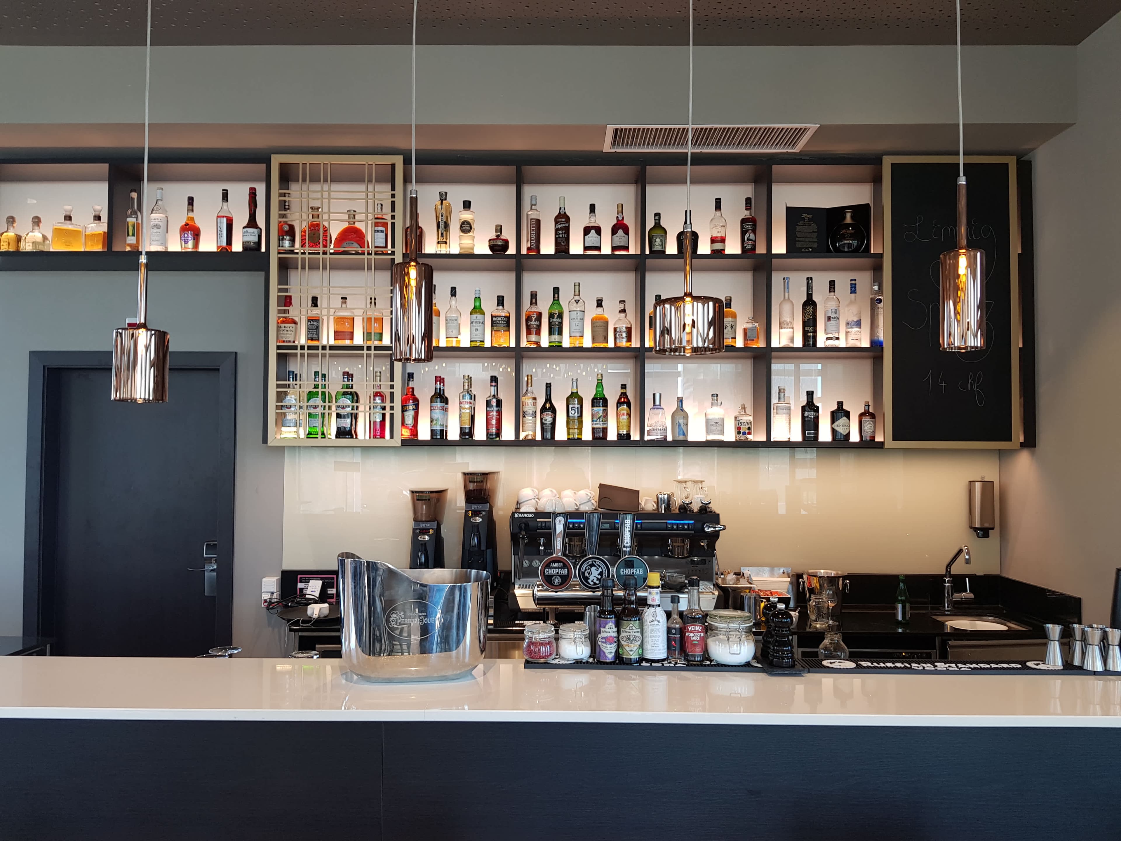 Hilton Garden Inn Zurich Limmattal Ansicht 10