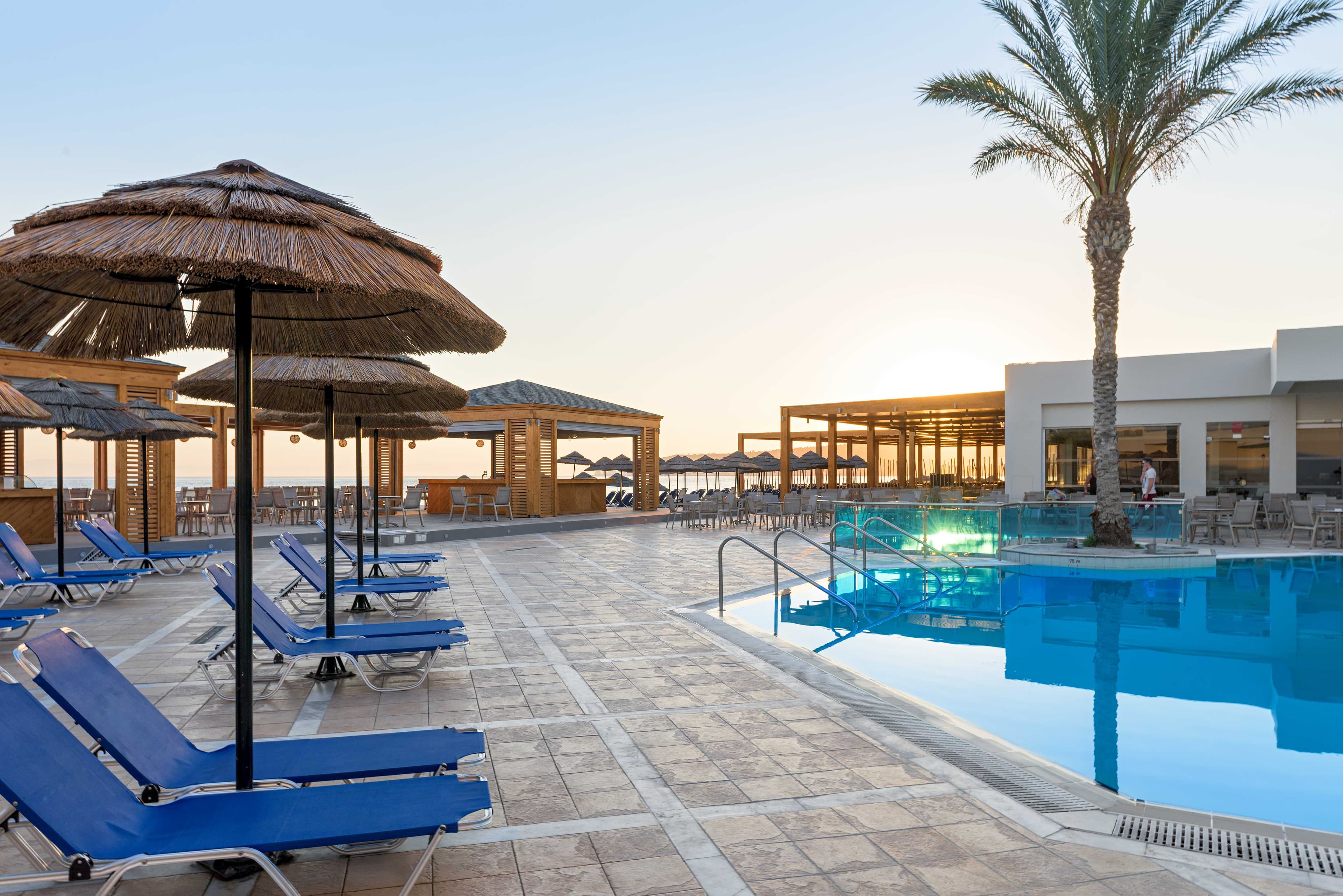 Avra Beach Resort Hotel & Bungalows Ansicht 9