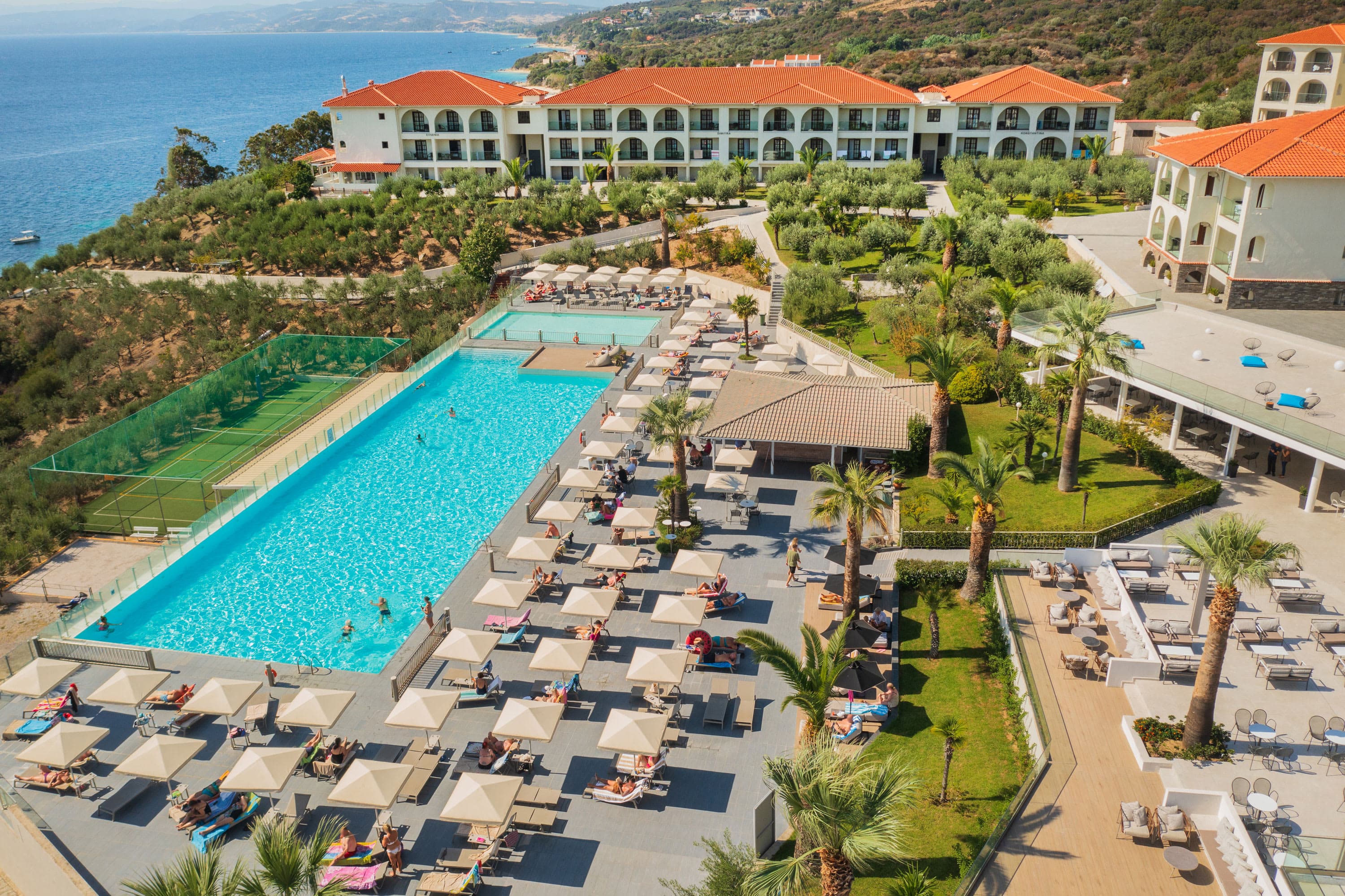Akrathos Beach Hotel Ansicht 2