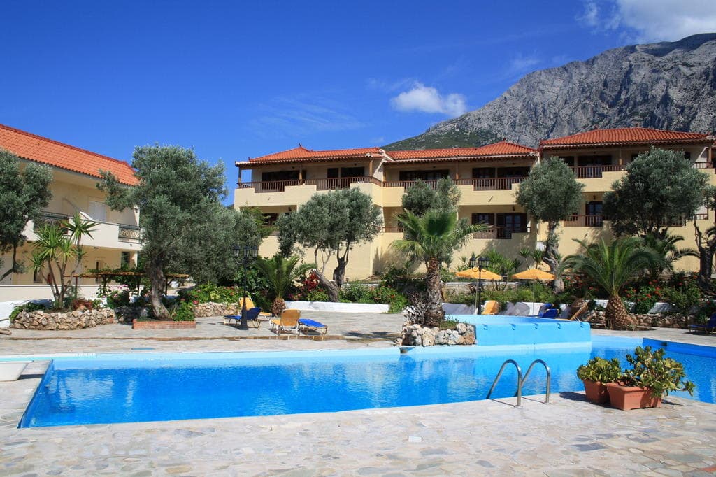 Hotel Limnionas Bay Village