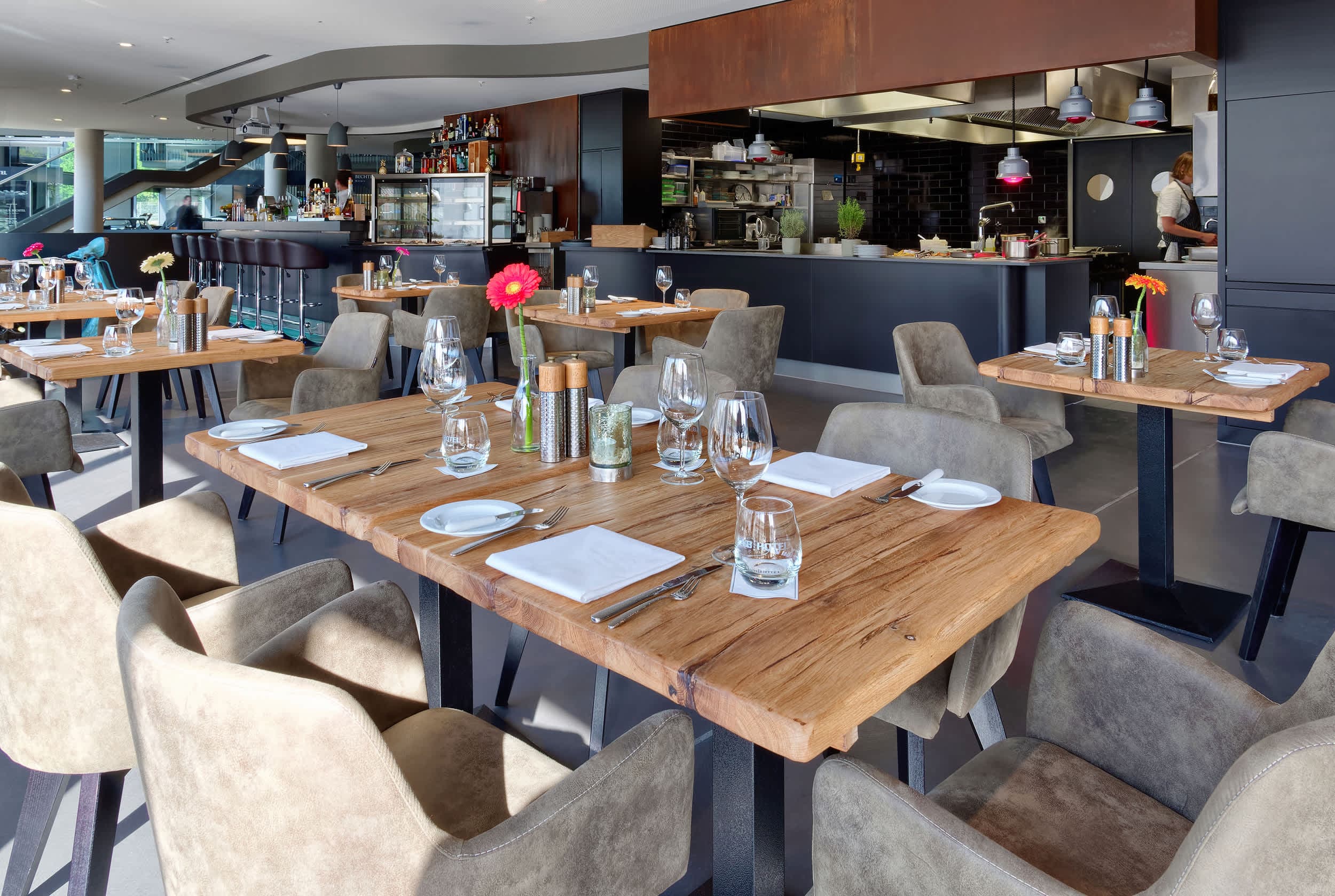V8 Hotel Classic Motorworld Region Stuttgart Ansicht 10