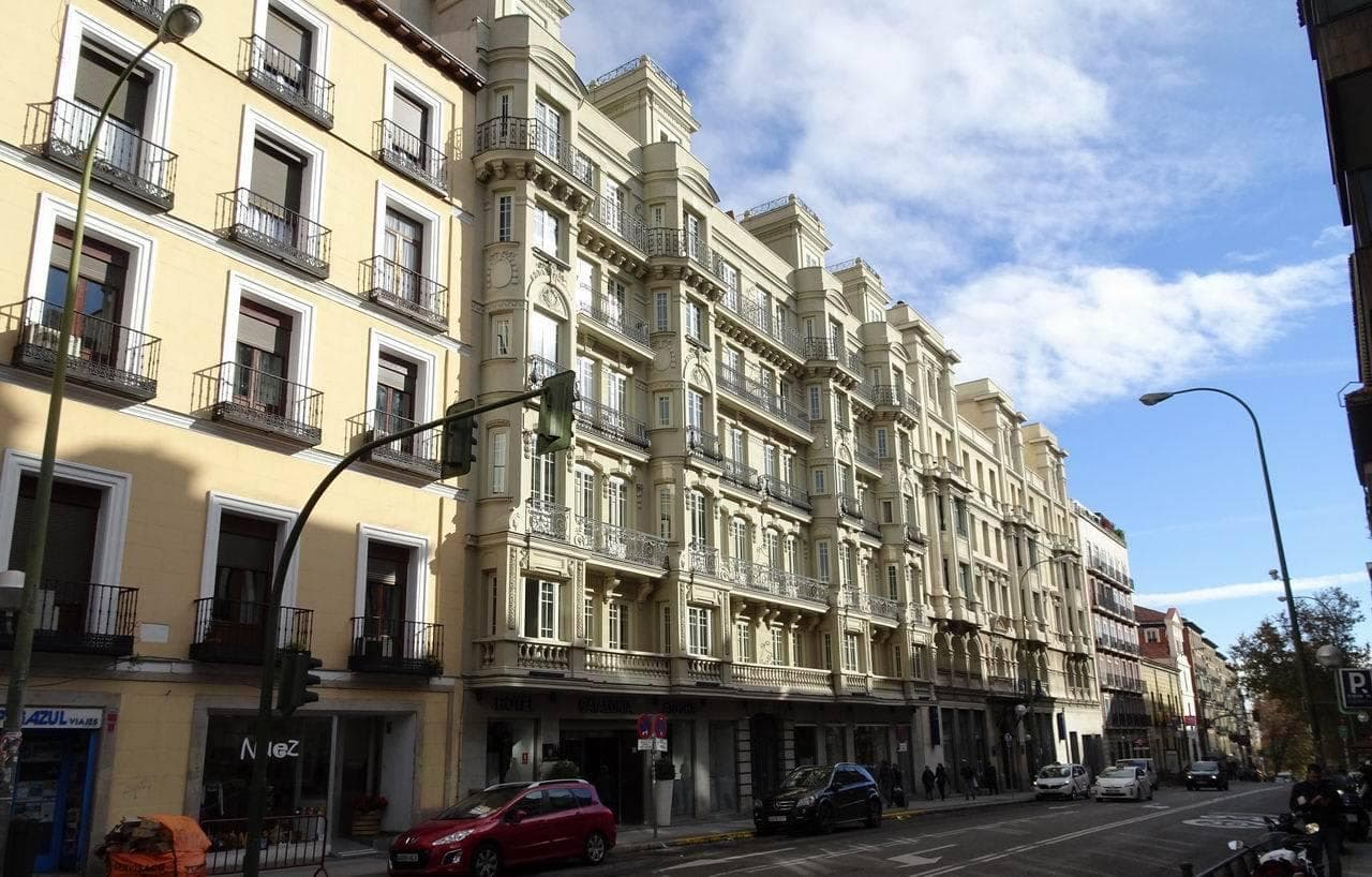 Hotel Catalonia Atocha Ansicht 2
