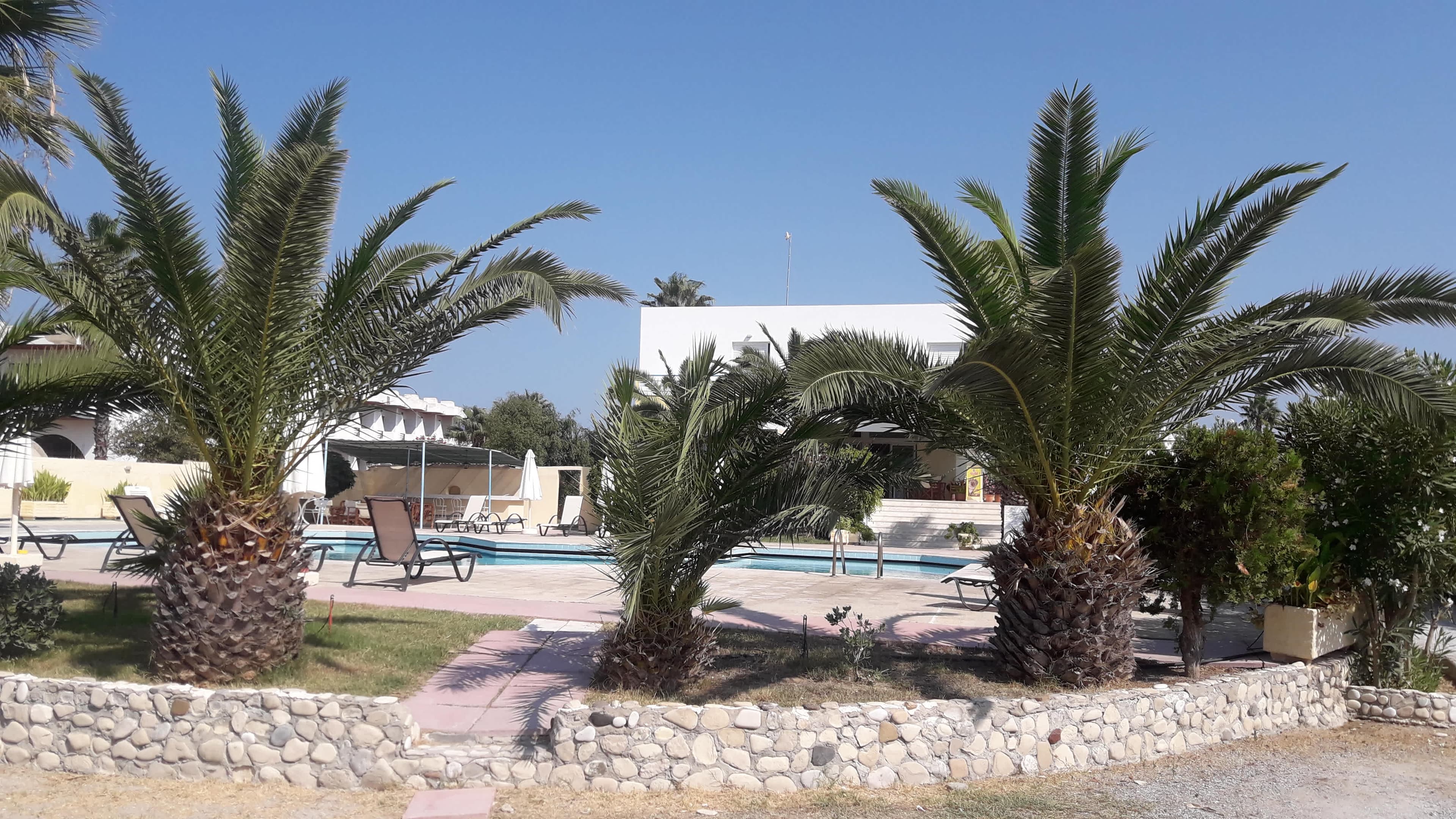 Leonidas Hotel & Studios Ansicht 8