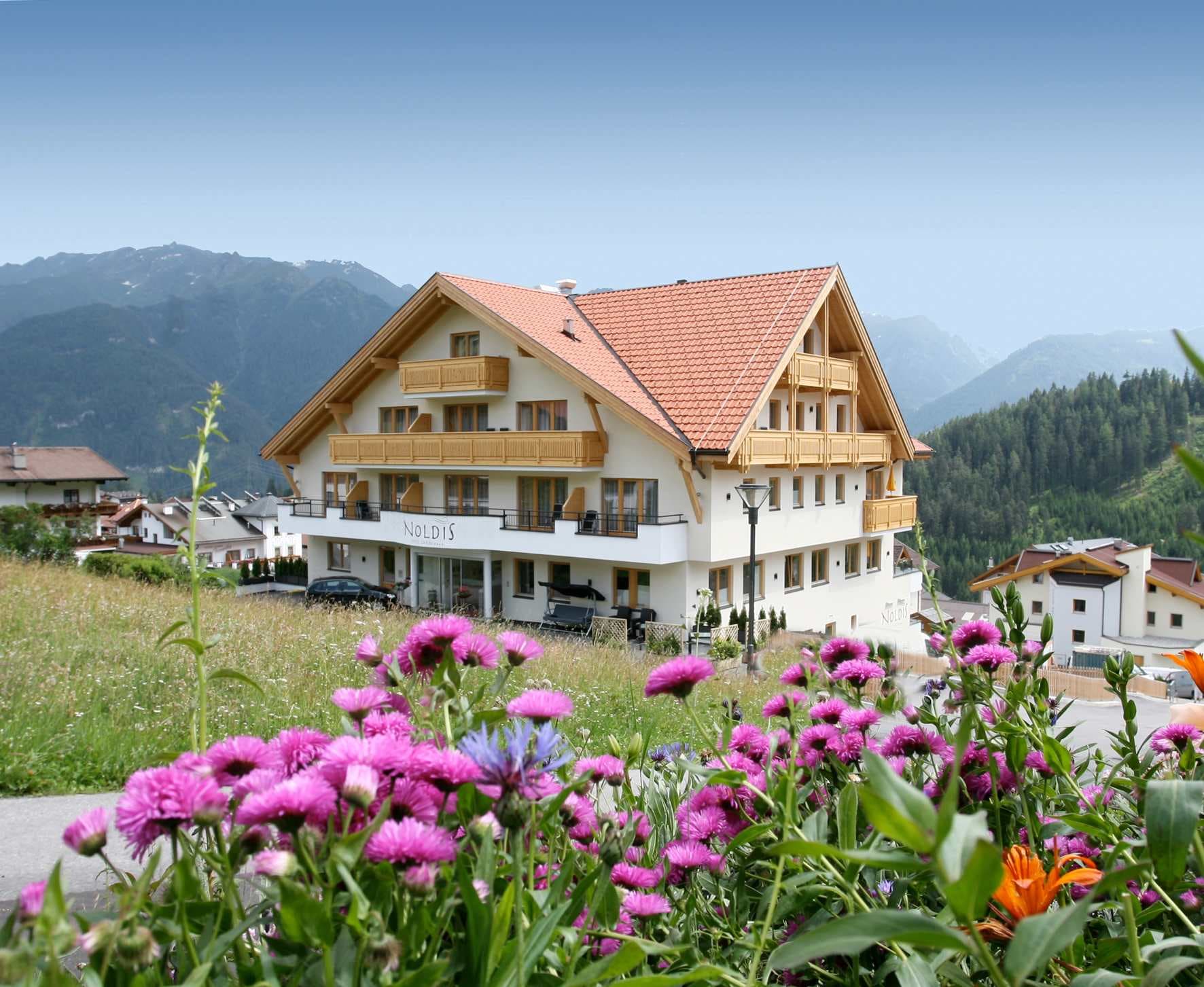 Noldis Hotel Ansicht 2