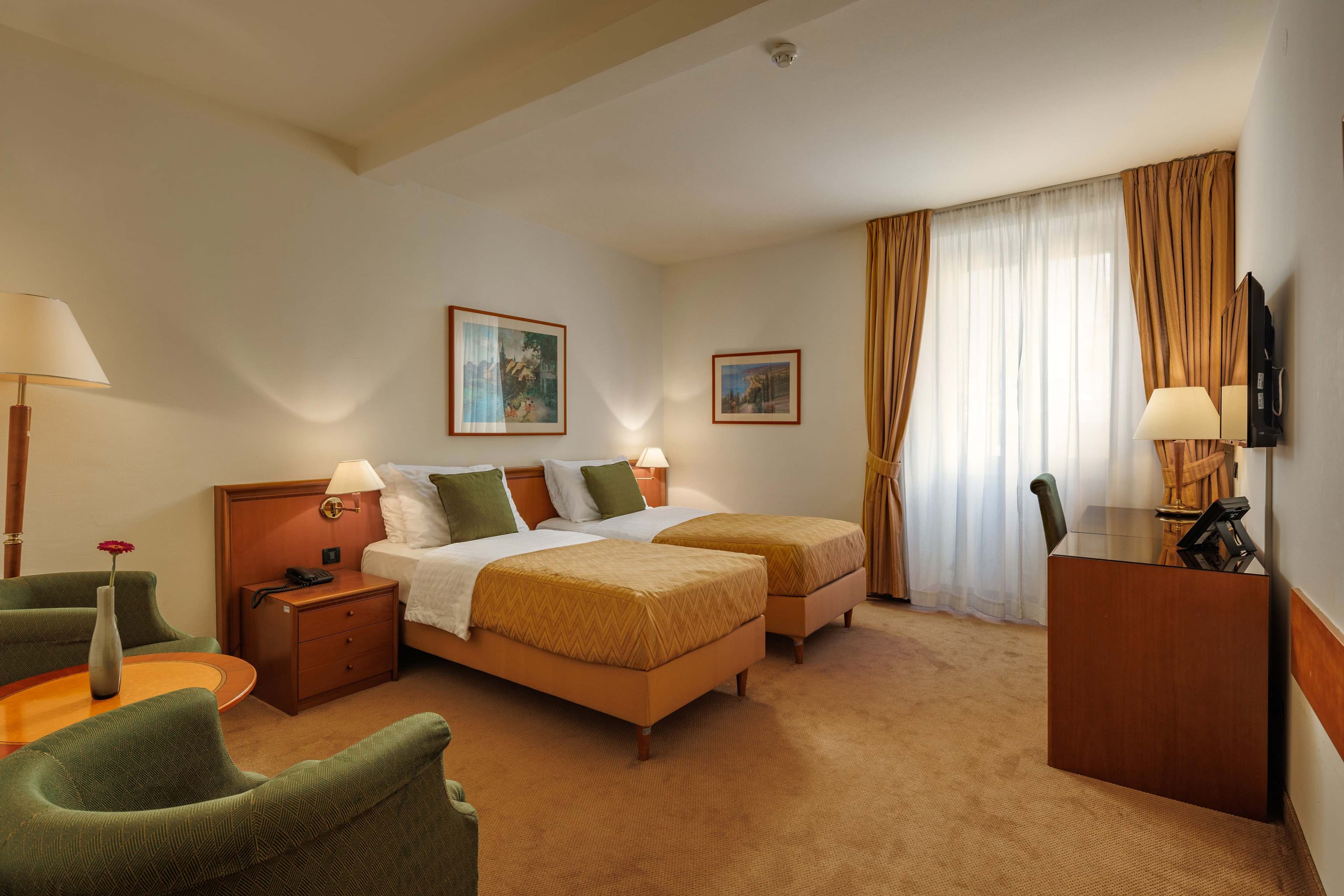 Grand Hotel Bonavia Ansicht 6