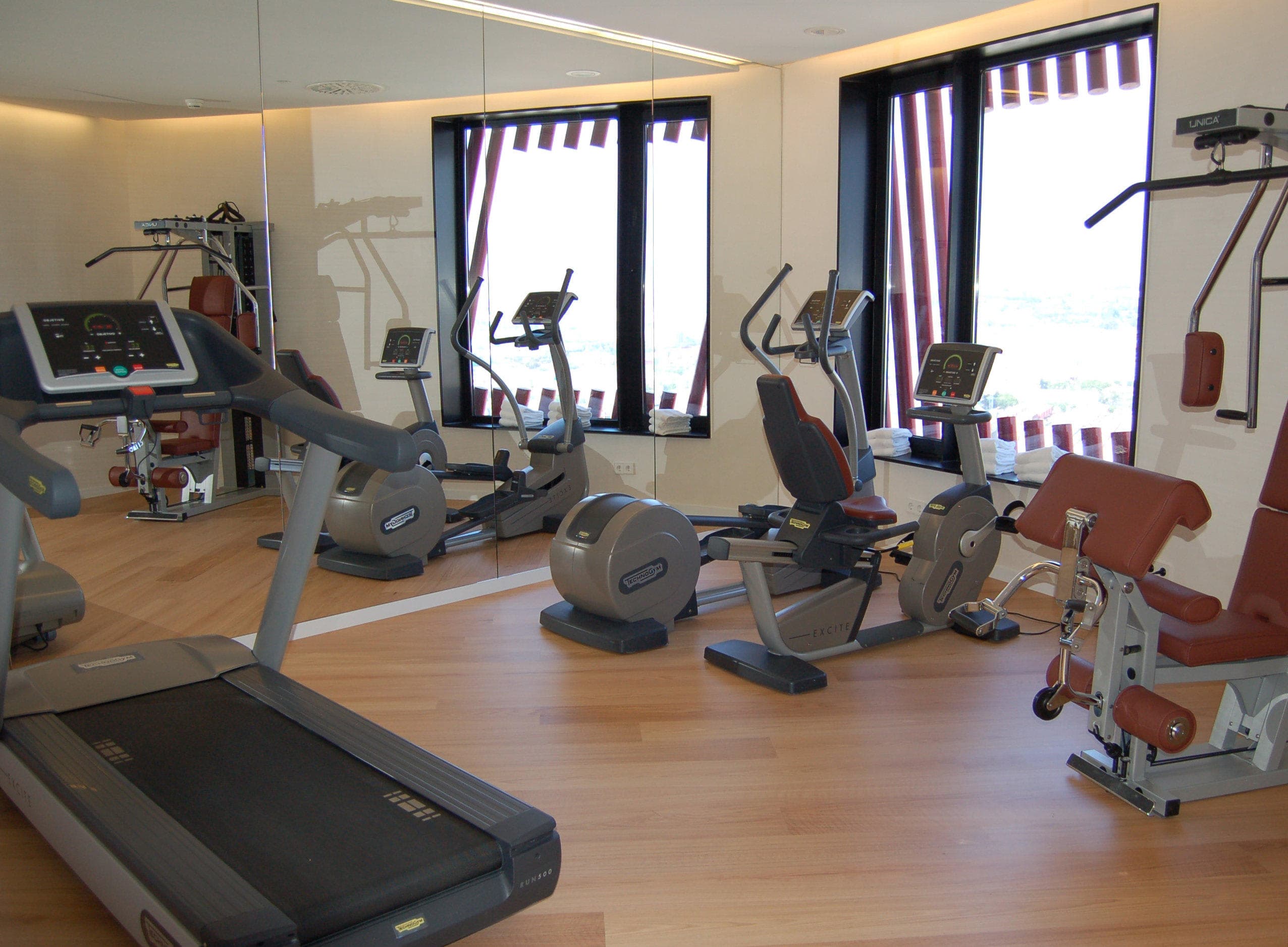 Hotel Porta Fira Ansicht 8
