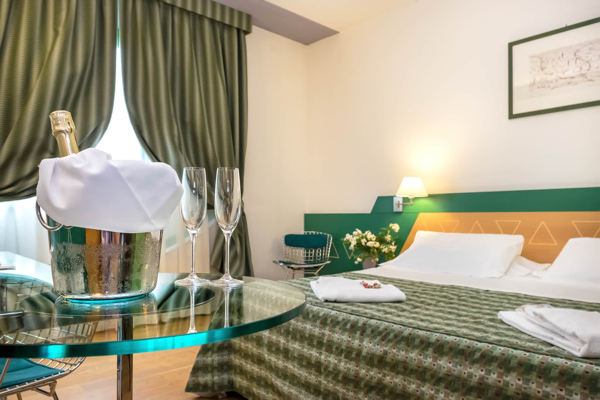 West Point Airport Hotel Ansicht 4